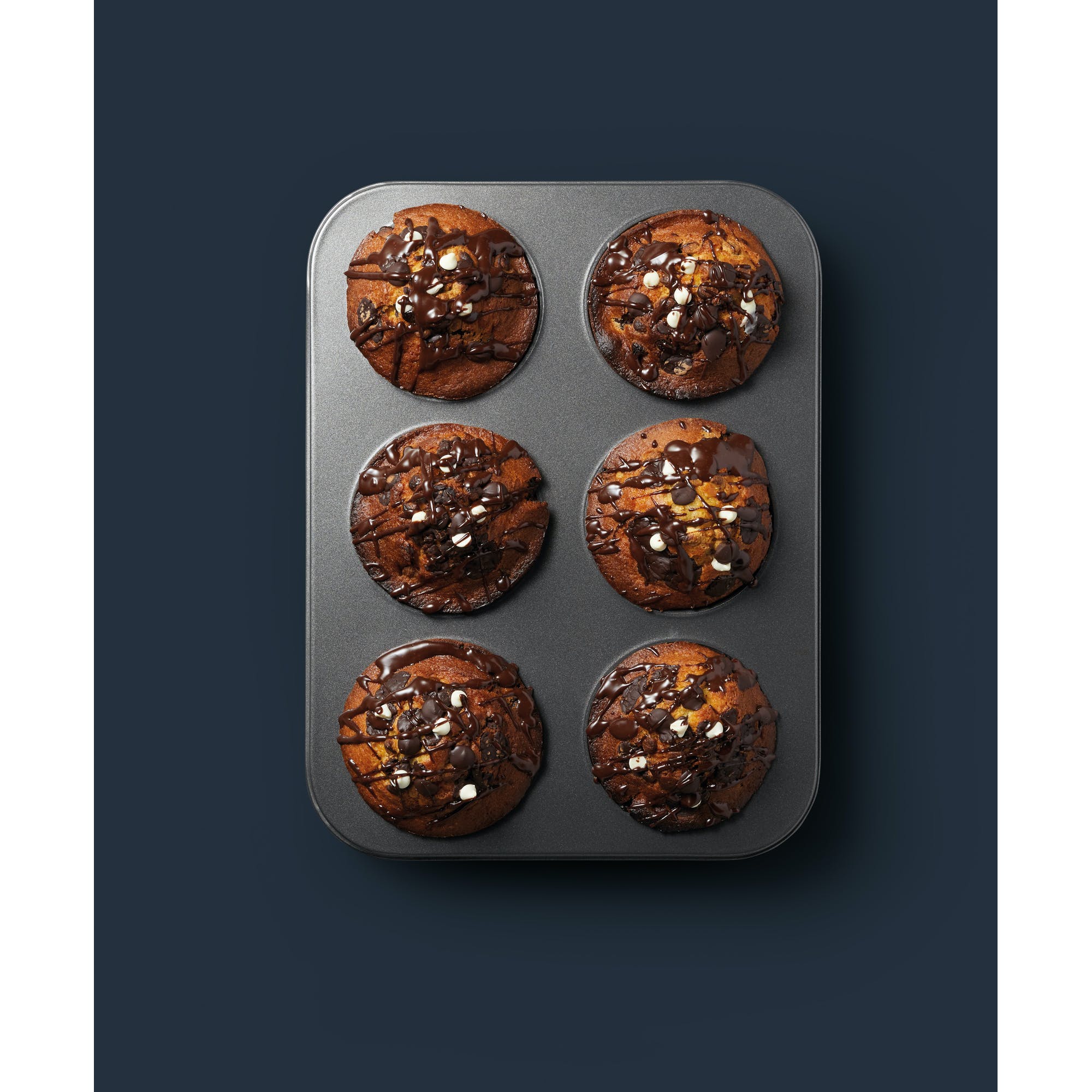 Non-Stick Muffin Pan - 12 Cup Heavy Duty Baking Sheet for Cupcakes, Muffins & More - Perfect for Home Baking, Parties & Holiday Treats