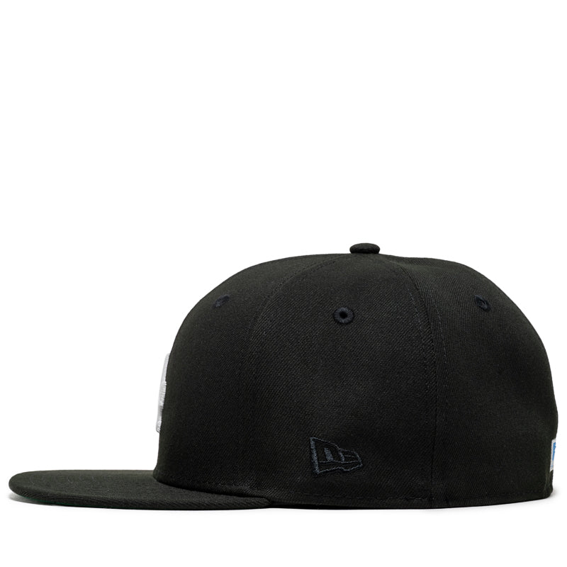 New Era x Politics Los Angeles Dodgers 59FIFTY Fitted Cap - Black Baseball Hat for Men, Official MLB Snapback - Perfect for Games, Streetwear & Sports Fan Collections