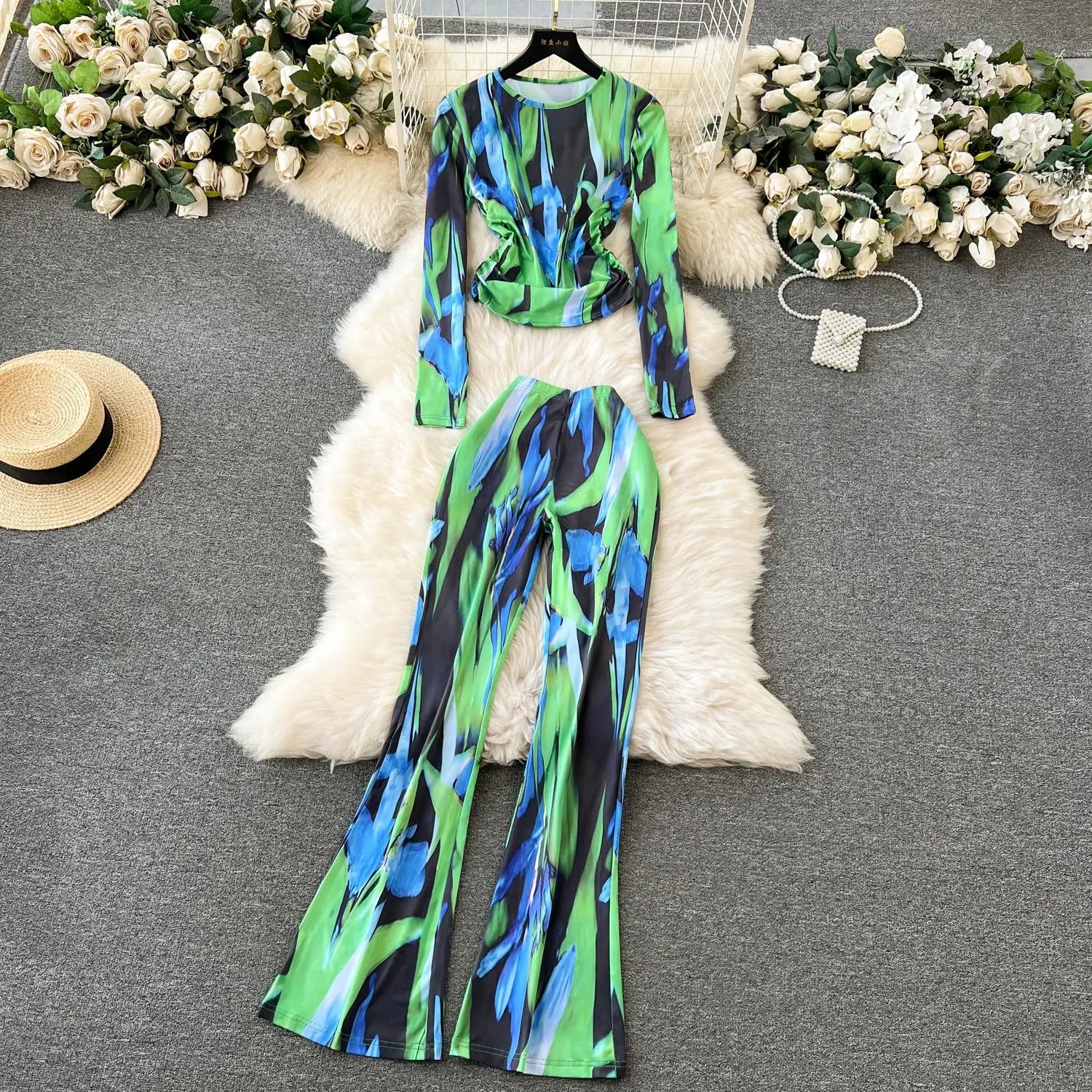 Y2K Fashion Women's Autumn Print Long Sleeve Round Neck Pleated Top + High Waist Straight Flare Pants Two-Piece Set | Trendy Outfit for Fall, Casual Wear, Street Style & Retro Fashion