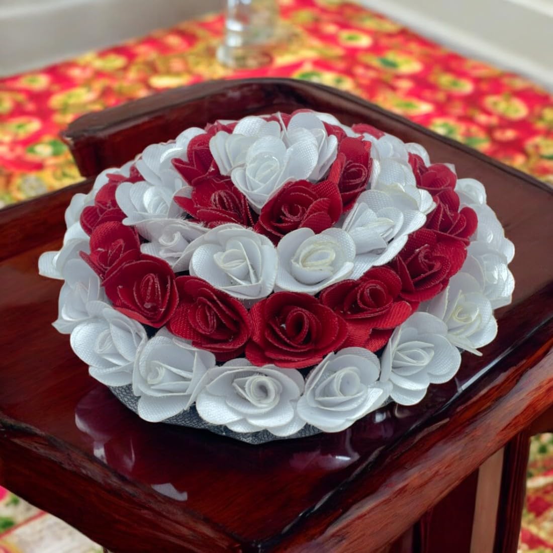 Maahal™ Bun Juda Maker Flower Gajra Hair Accessories for Women & Girls - White & Red Floral Hair Jewelry (Pack of 1) - Perfect for Weddings, Parties & Traditional Indian Hairstyles