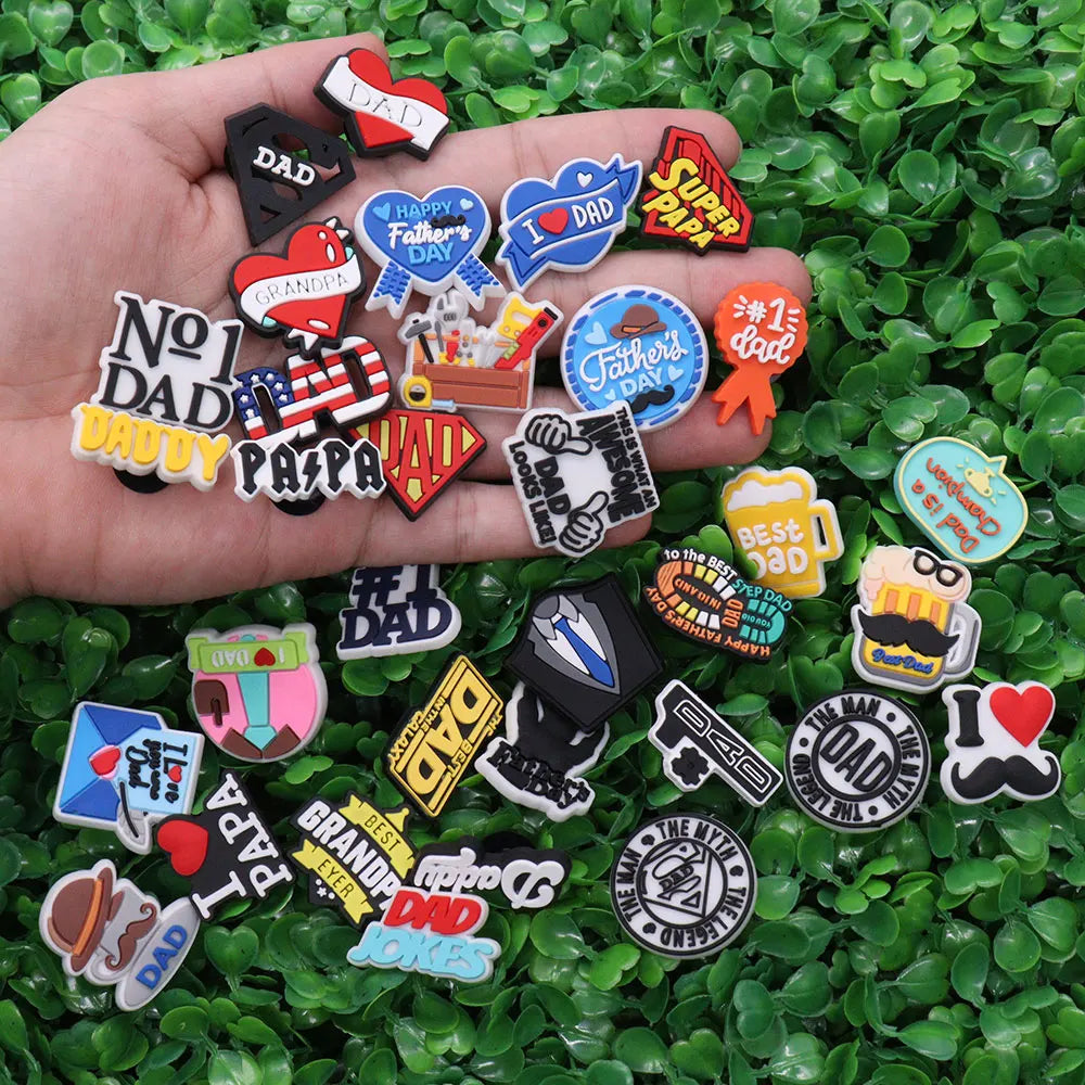 1Pcs I Love Papa Slippers PVC Shoe Button Charms - Best Dad Clog Accessories for DIY, Man Phone Case - Perfect Father's Day Gift for Dad, Husband, Grandfather - Home, Office & Casual Wear
