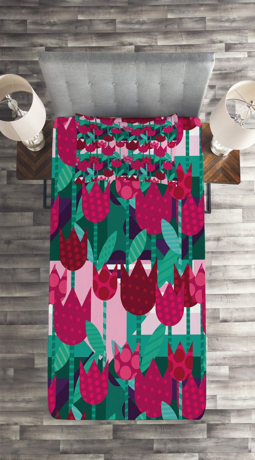 Ambesonne Floral Coverlet Set - Abstract Flower & Polka Dot Tulip Design on Geometric Background, 2-Piece Quilted Bedspread with Pillow Sham, Twin Size in Jade Green & Red - Perfect for Bedroom Decor, Guest Room Styling & Cozy Home Makeover