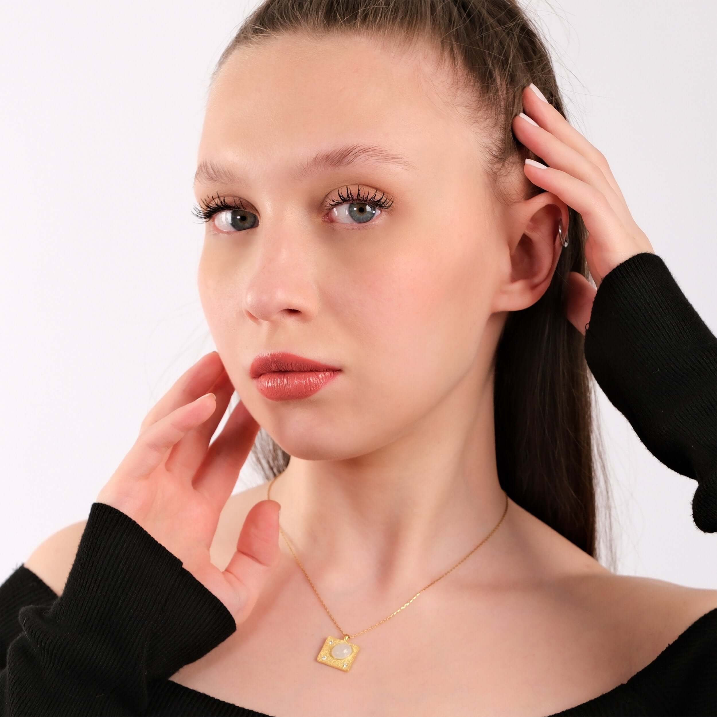 14K Gold Opal Necklace for Women - Elegant Gold Vermeil Pendant Jewelry Gift for Birthday, Anniversary & Special Occasions