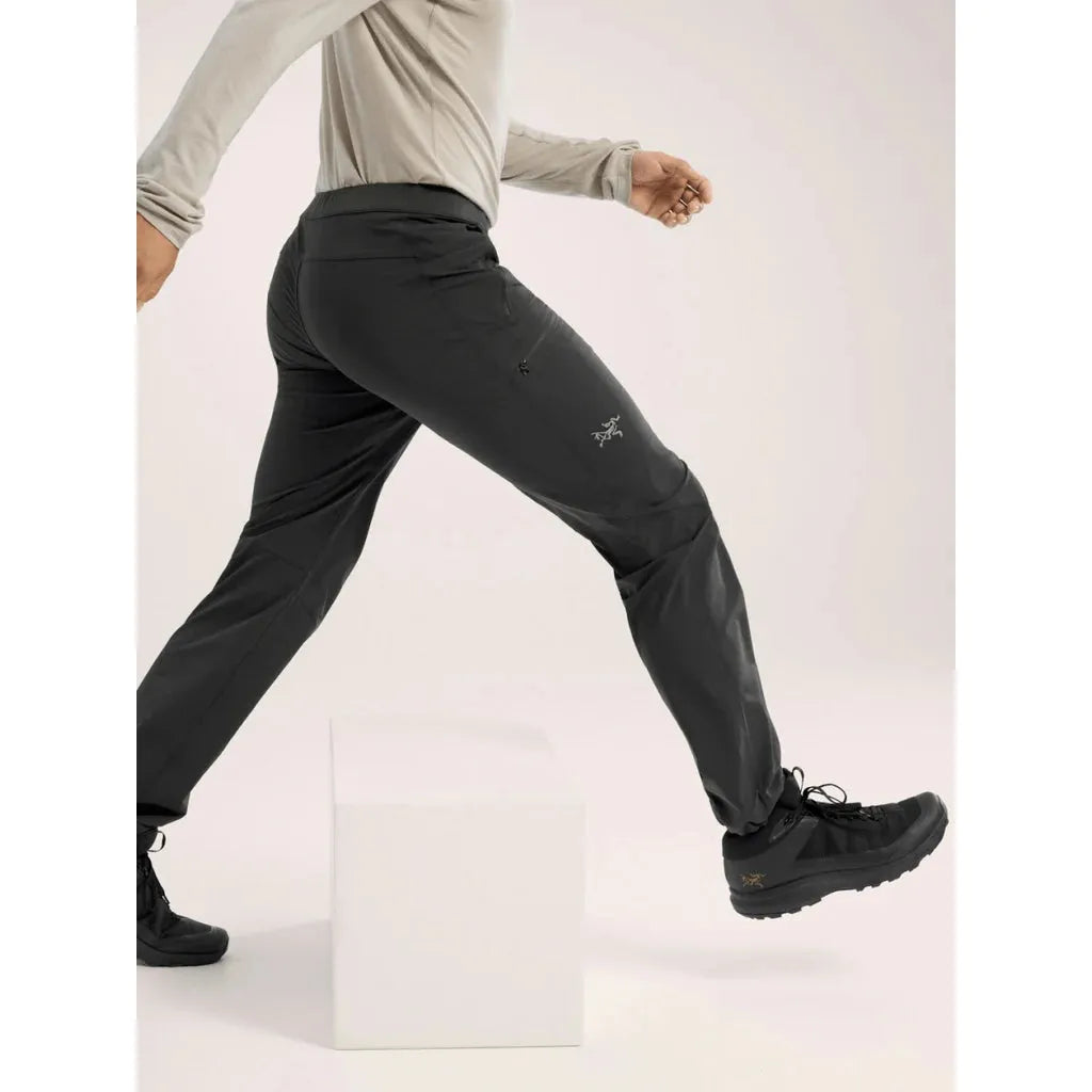Arc'teryx Men's Gamma Lightweight Softshell Pants - Water-Resistant, Stretchable Hiking & Outdoor Adventure Pants for Climbing, Trail Running & Travel