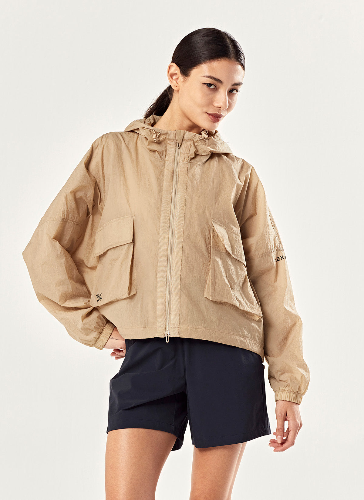 Stylish 2-Way Crop Hood Windbreaker Jacket for Women - Lightweight & Breathable for Outdoor Activities, Running, and Casual Wear