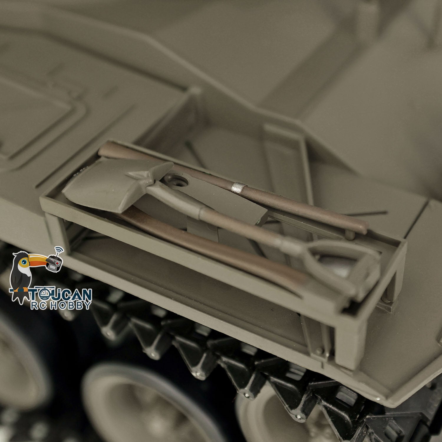 2.4GHz Henglong 1/16 Scale RTR RC Tank - Remote Control Walker Bulldog Military Model 3839 with Infrared Battle System | Ready-to-Run Toy Tank for Adults & Kids | Outdoor Play, Collection Display & Infrared Combat Battles