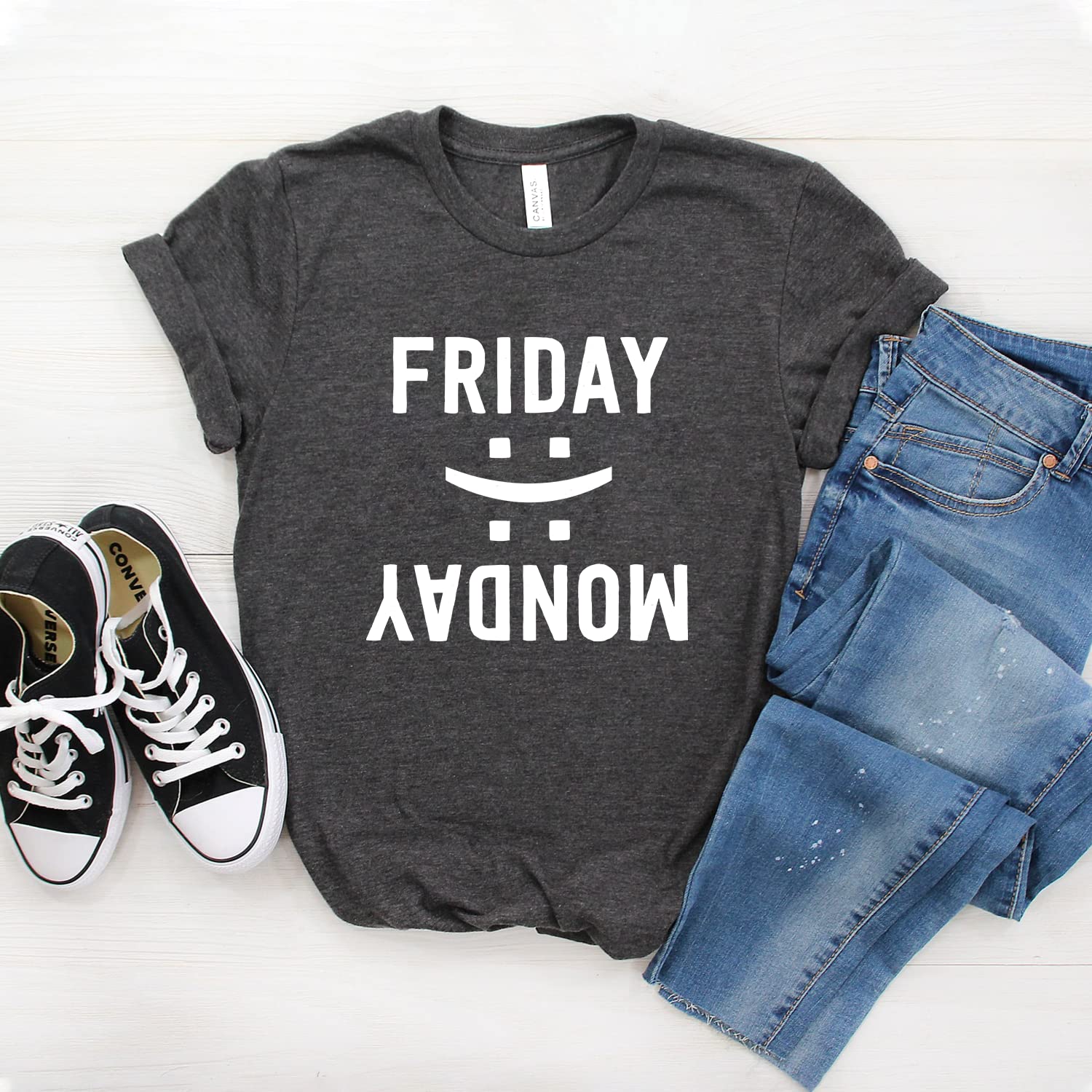 Friday Monday Shirt | Funny Weekend Tee with 'Friyay' & 'Thank God It's Friday' Sayings | Unisex Casual T-Shirt for Work, Parties & Relaxing