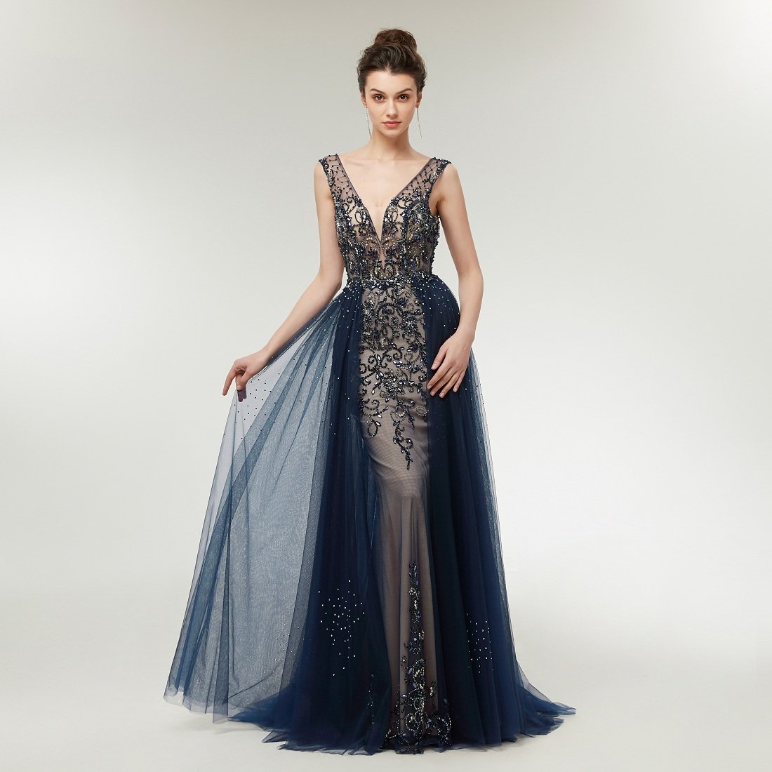 Elegant V-Neck Mermaid Evening Dress with Luxury Crystals - Sleeveless Long Prom Gown for Women | Perfect for Formal Events, Weddings & Special Occasions