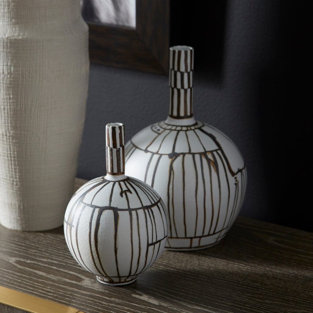 Cyan Design 10799 Risse Vase - Elegant Ebony and White Medium Ceramic Vase for Home Decor, Wedding Centerpieces & Modern Interior Design