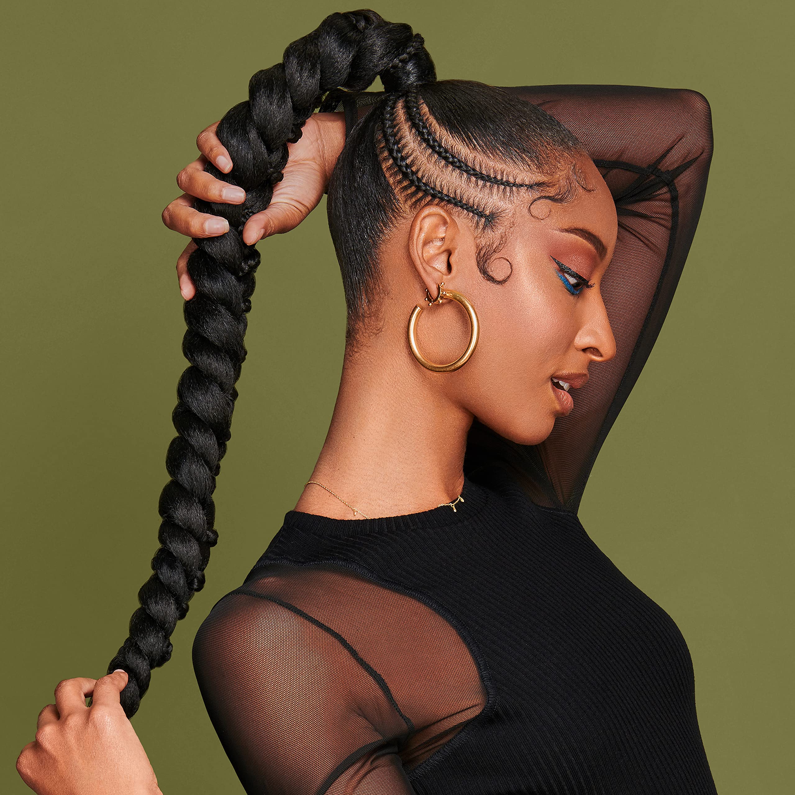 African Pride Olive Miracle Weightless Heat Protection & Hair Shine Mist - 4 oz | Humidity Control & Heat Damage Shield with Olive & Tea Tree Oils | Perfect for Styling, Blowouts & Daily Hair Care