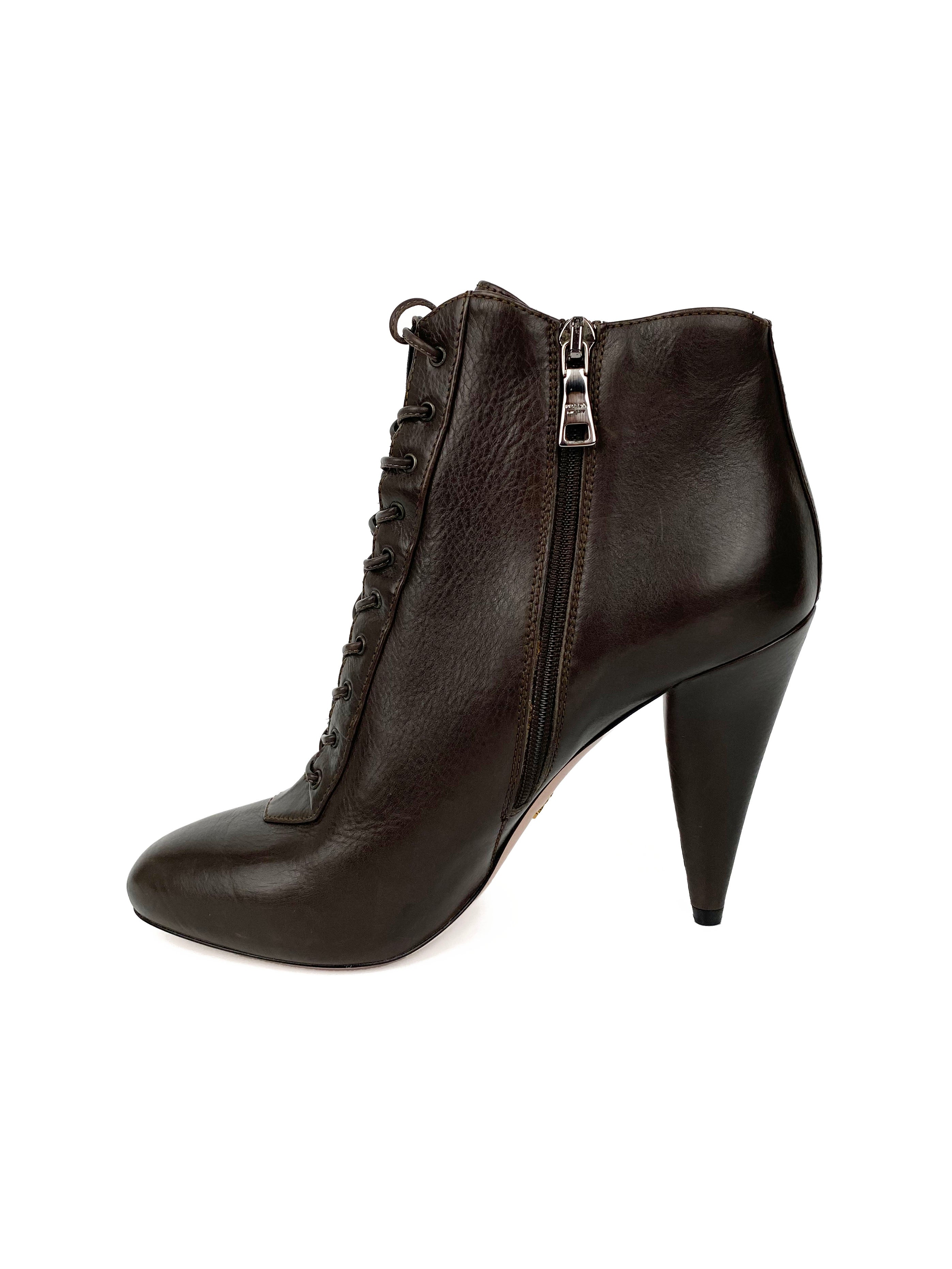 Prada Brown Leather Lace-Up Ankle Boots Women's Size 38.5 EU (7.5 US) - Stylish Fall/Winter Fashion for Office, Dating & Night Out