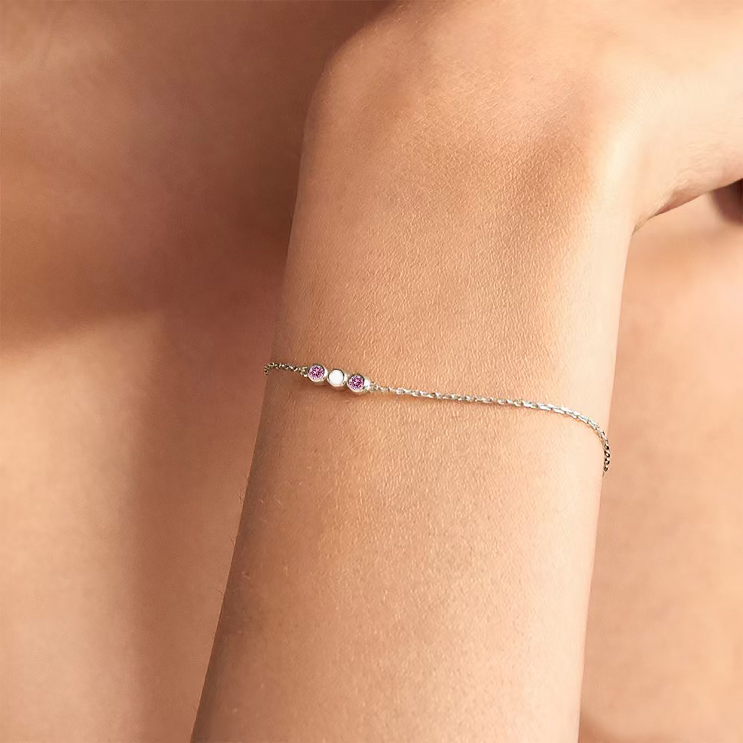 Blissful Tri Circle Breast Milk Jewelry - Keepsake Memorial Bracelet for Breastfeeding Moms - Perfect for Nursing, Weaning & Cherishing Baby Memories