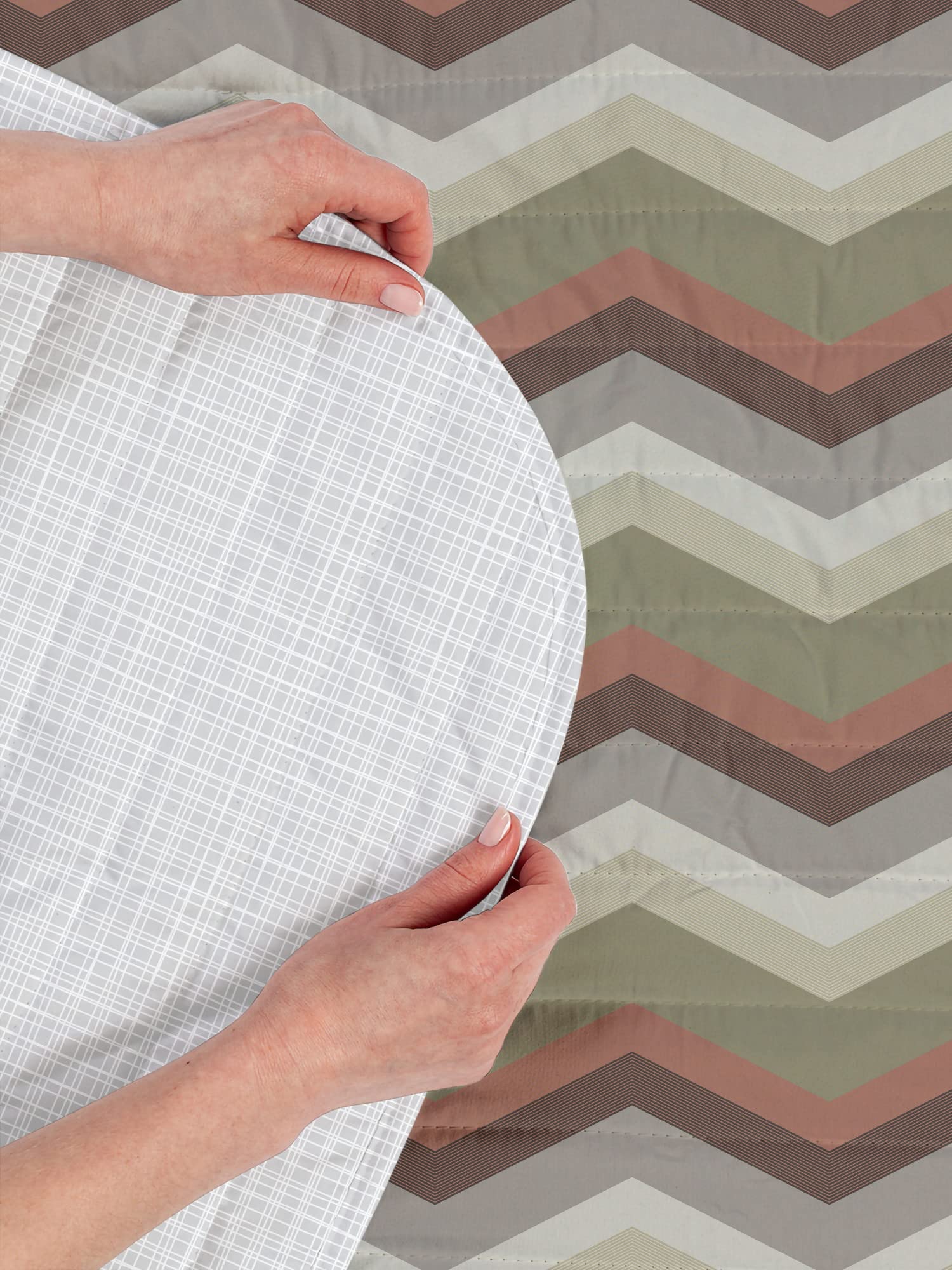 Ambesonne Reversible Bedspread Set with Geometric Chevron Pattern - Twin Size Sage Green Microfiber Bedding Set Includes Pillow Shams & Comforter - Perfect for Modern Bedrooms, Guest Rooms, and Dorm Decor