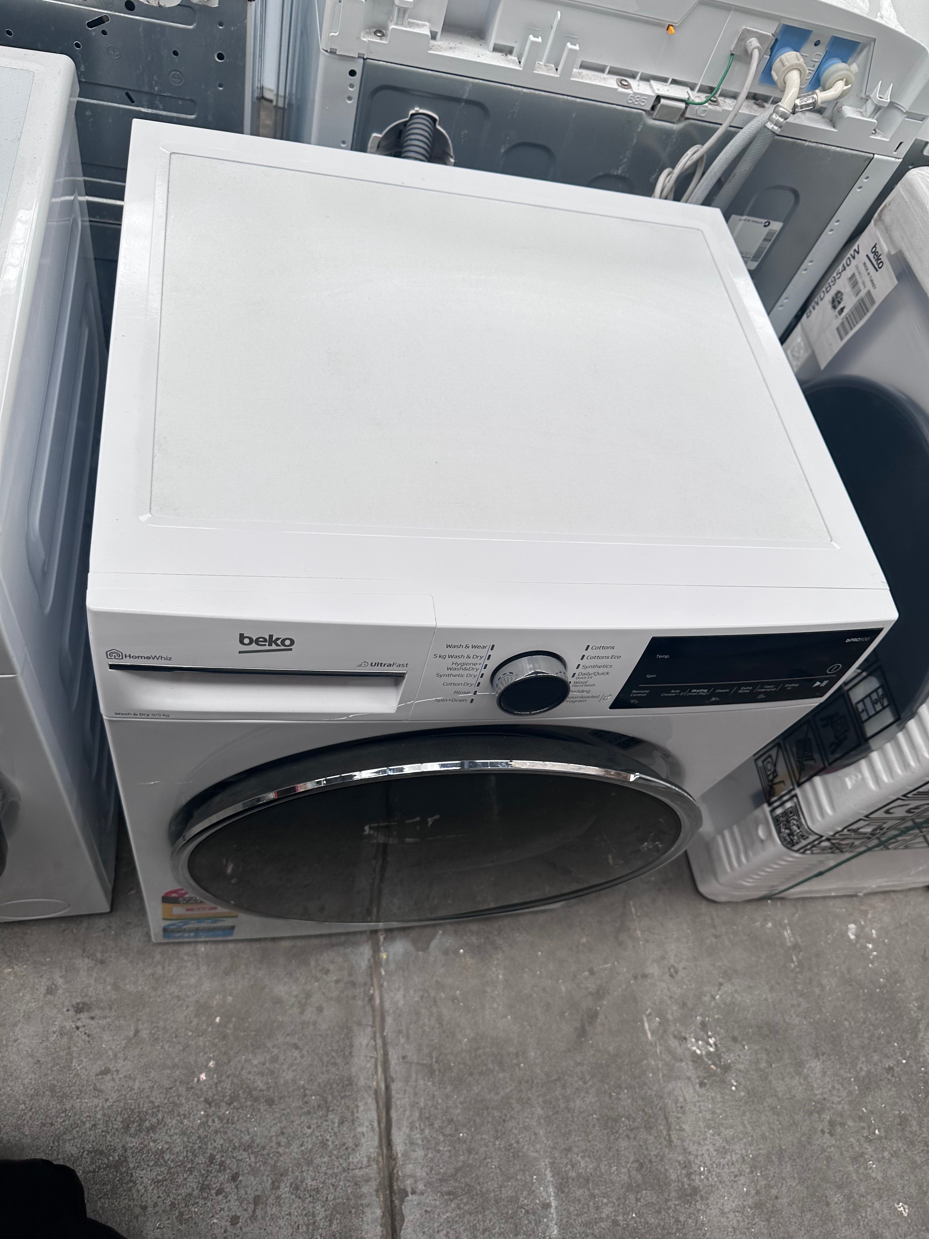 Beko BWDB9540W 9kg/5kg UltraFast Washer Dryer Combo - Energy Efficient Laundry Solution for Small Apartments & Homes | Fast Drying & Quiet Operation | Perfect for Compact Spaces & Busy Families