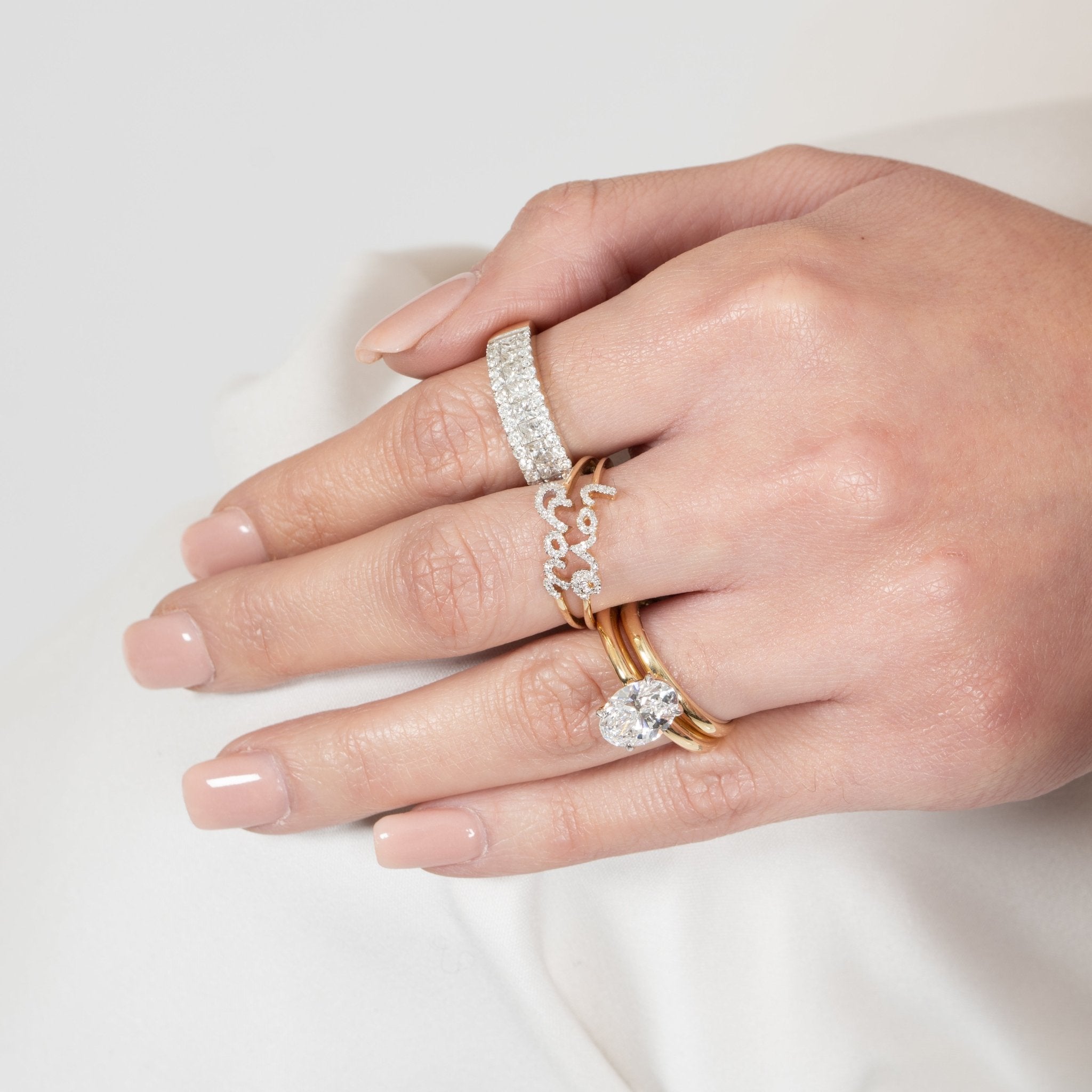 14k White Gold Diamond Love You Cursive Ring for Women - Elegant Stackable Promise Ring for Anniversary, Valentine's Day & Romantic Gifts