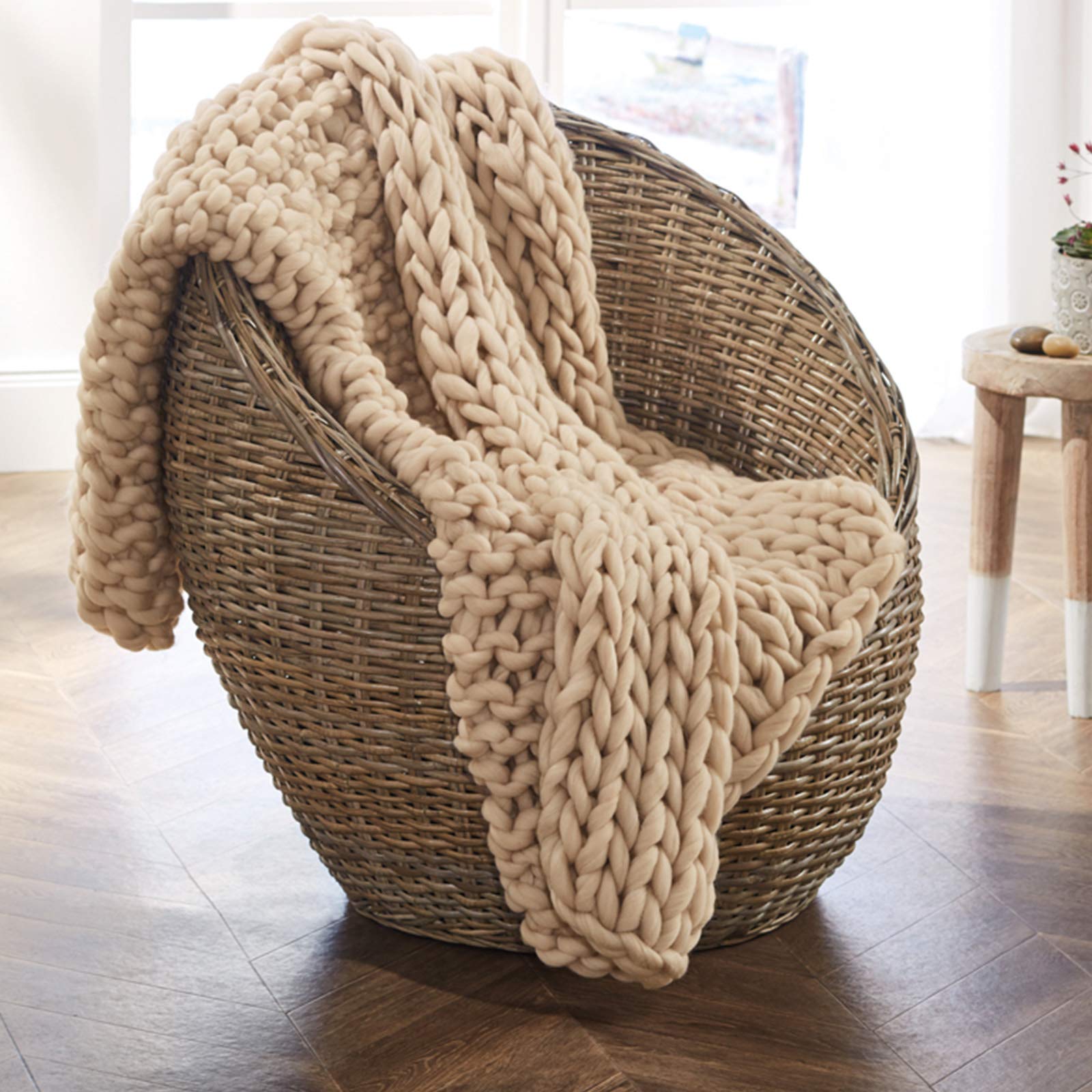 Chunky Knit Blanket Handmade Bulky Light Teal - Super Soft & Thick Knitted Throw Blanket (40x60in) | 2CM Wide Boho Home Decor | Acrylic Yarn Farmhouse Gift for Living Room, Bed & Bench Cozy Scenes