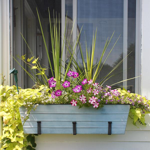 Galvanized Steel Flower Box Planter - Rustproof Outdoor Garden Container for Plants, Flowers & Herbs - Perfect for Patio, Balcony & Window Sill Decor