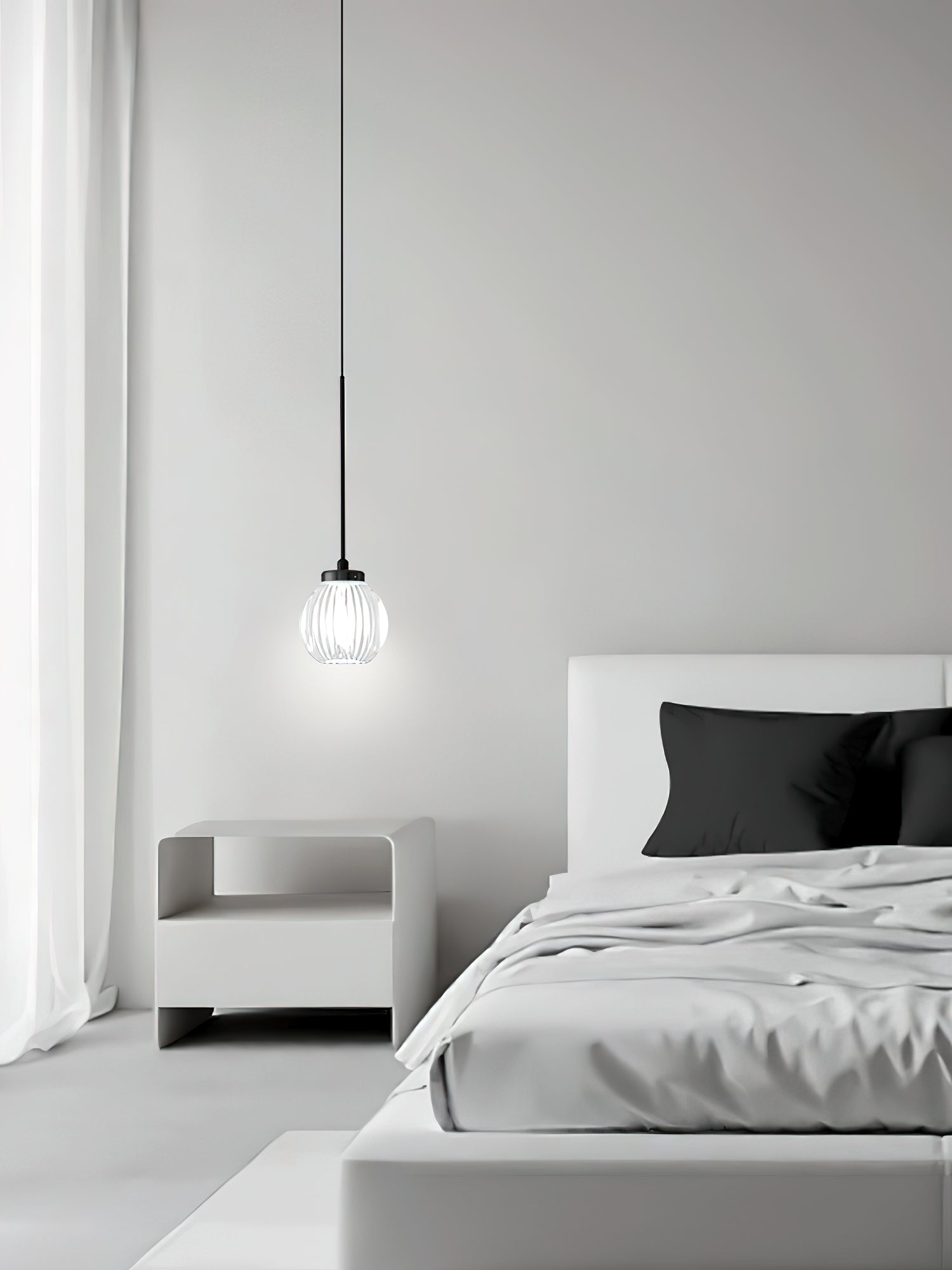 Modern Brass Matte Black Pendant Lamp - Elegant Ceiling Light Fixture for Dining Room, Kitchen Island & Bedroom Lighting