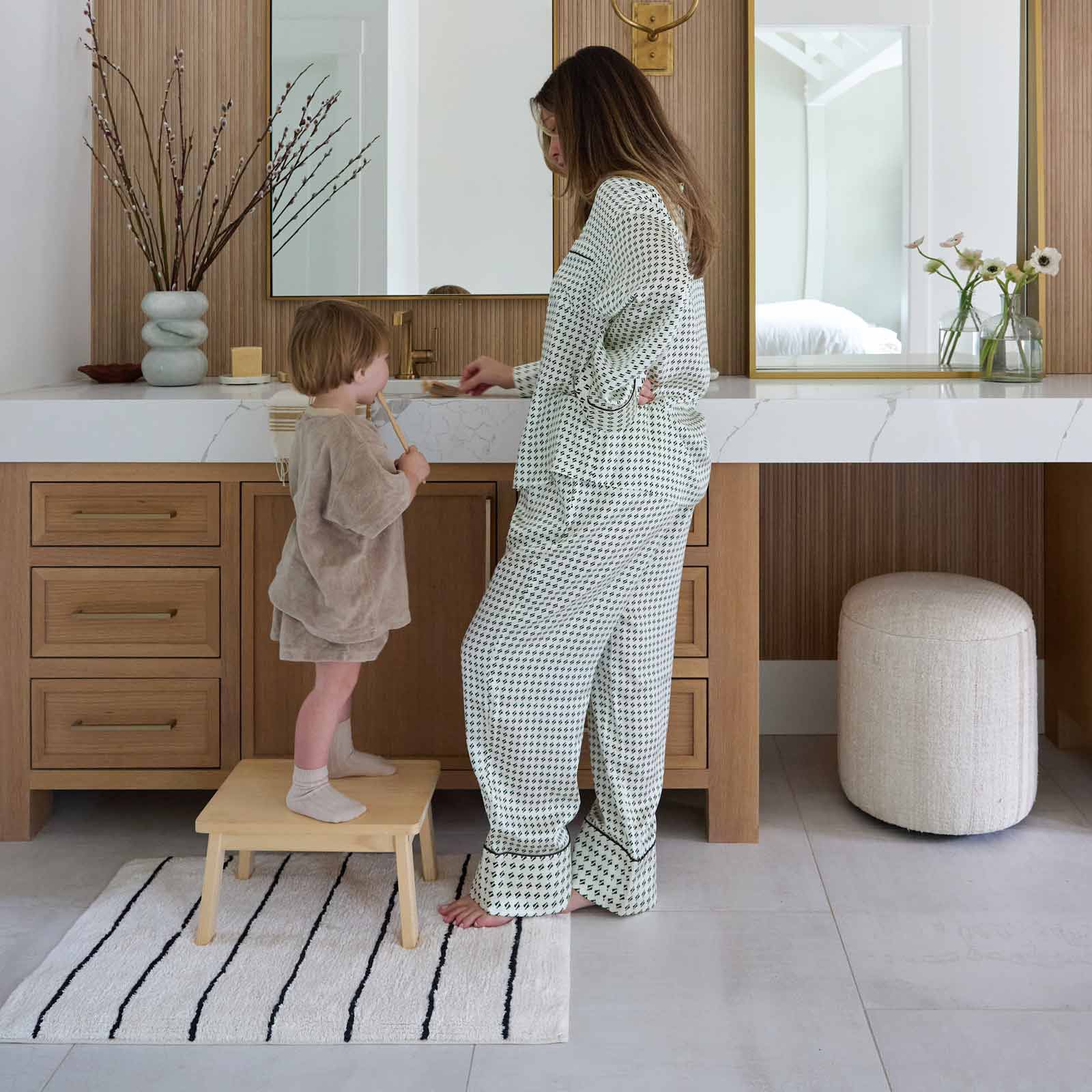 Soft Plush Bath Mat - Non-Slip Absorbent Bathroom Rug - Darby Collection | Perfect for Bathroom, Shower & Vanity Areas