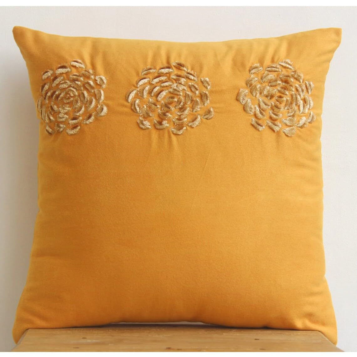 Premium Suede Zippered Cushion Covers 16x16 Inch (40x40 cm) - Decorative Gold Floral Rose Pillow Cases for Sofa & Couch - Modern Luxury Home Decor for Living Room, Bedroom & Office