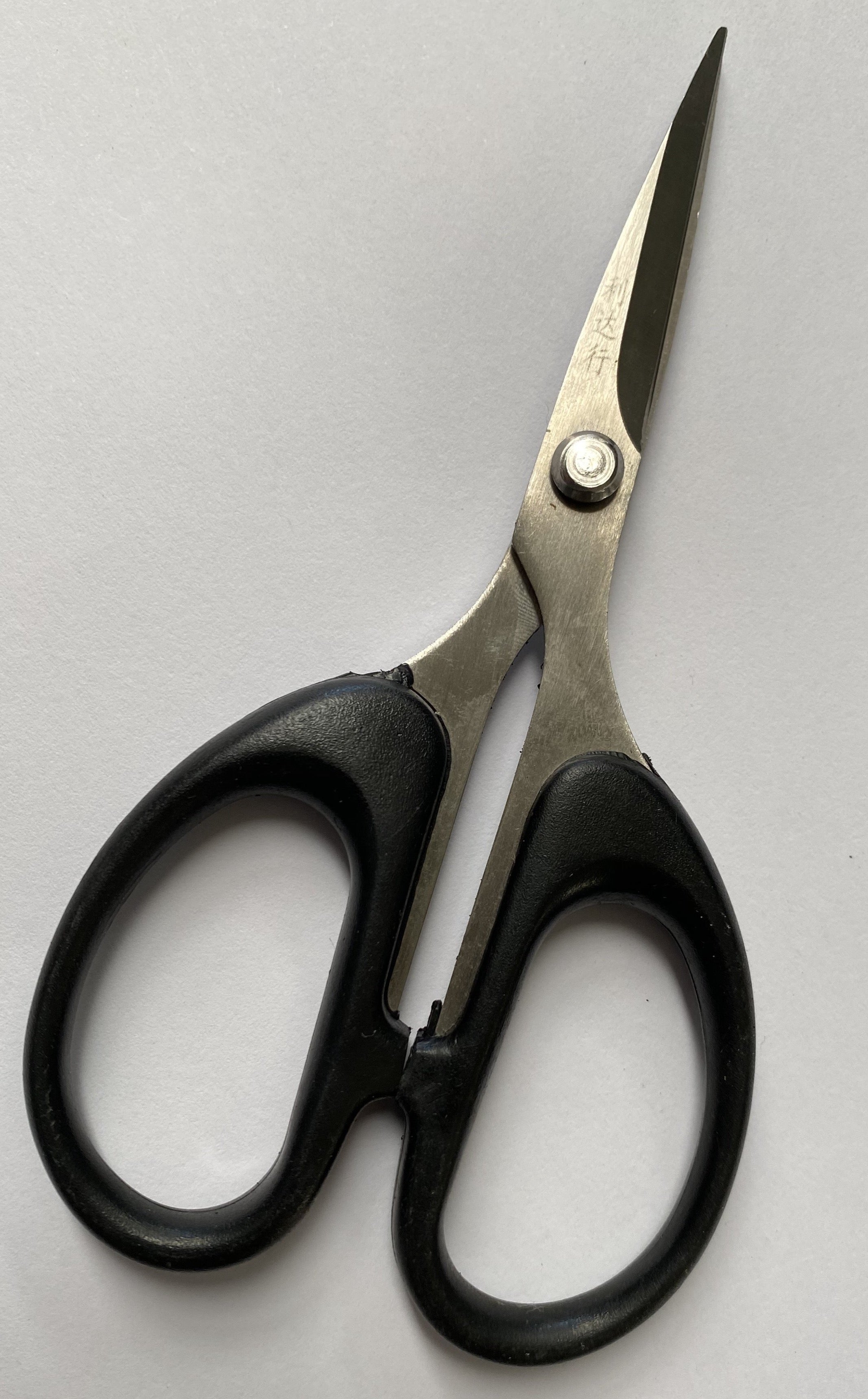 4 Pack Professional Sewing Scissors - Ultra Sharp Fabric Shears for Cutting Cloth, Thread & Crafting - Perfect for Quilting, Dressmaking & DIY Projects