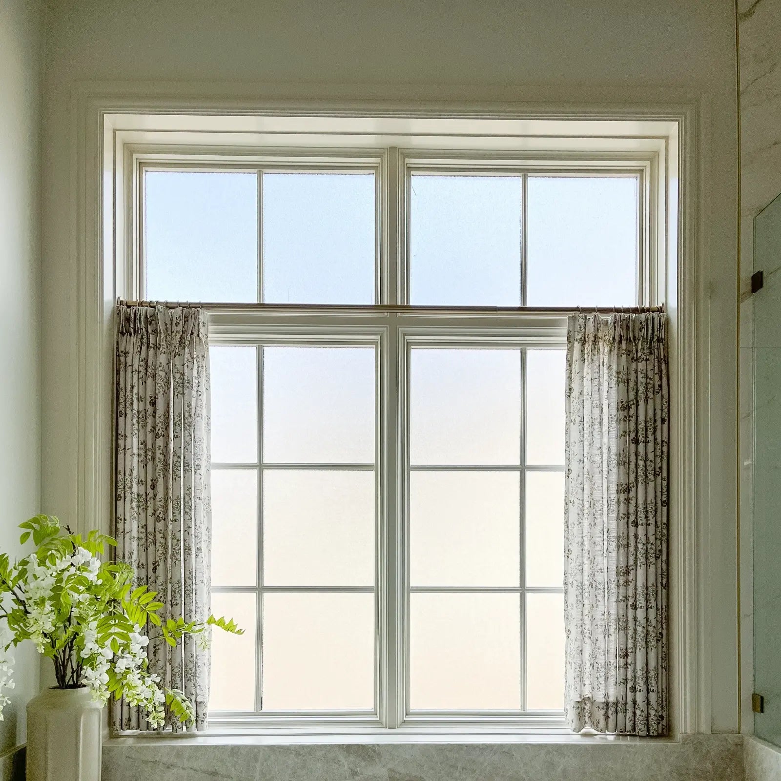 Elegant Sara Le Print Linen Pleated Cafe Curtains - Light Filtering Window Treatment for Kitchen, Dining Room & Bathroom