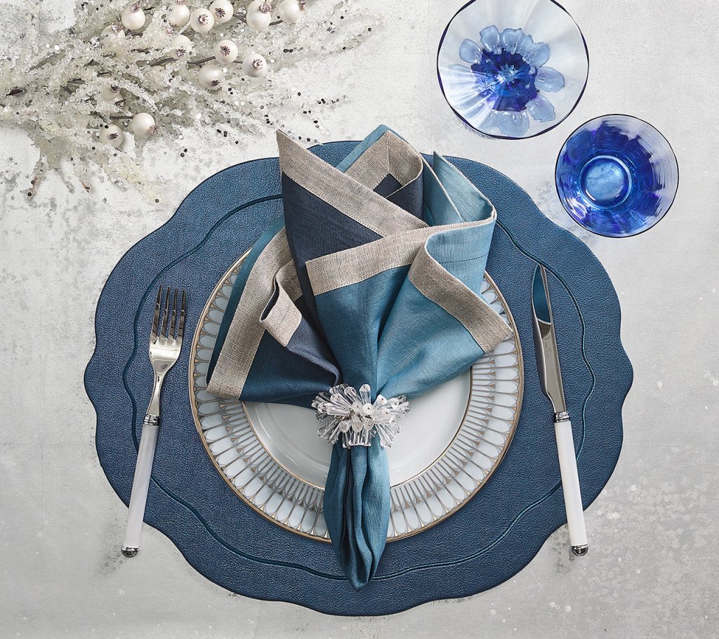 Elegant Dazzle Napkin Rings Set of 4 - Premium Stainless Steel Dinnerware Accessories for Wedding, Holiday & Formal Dining Table Decor