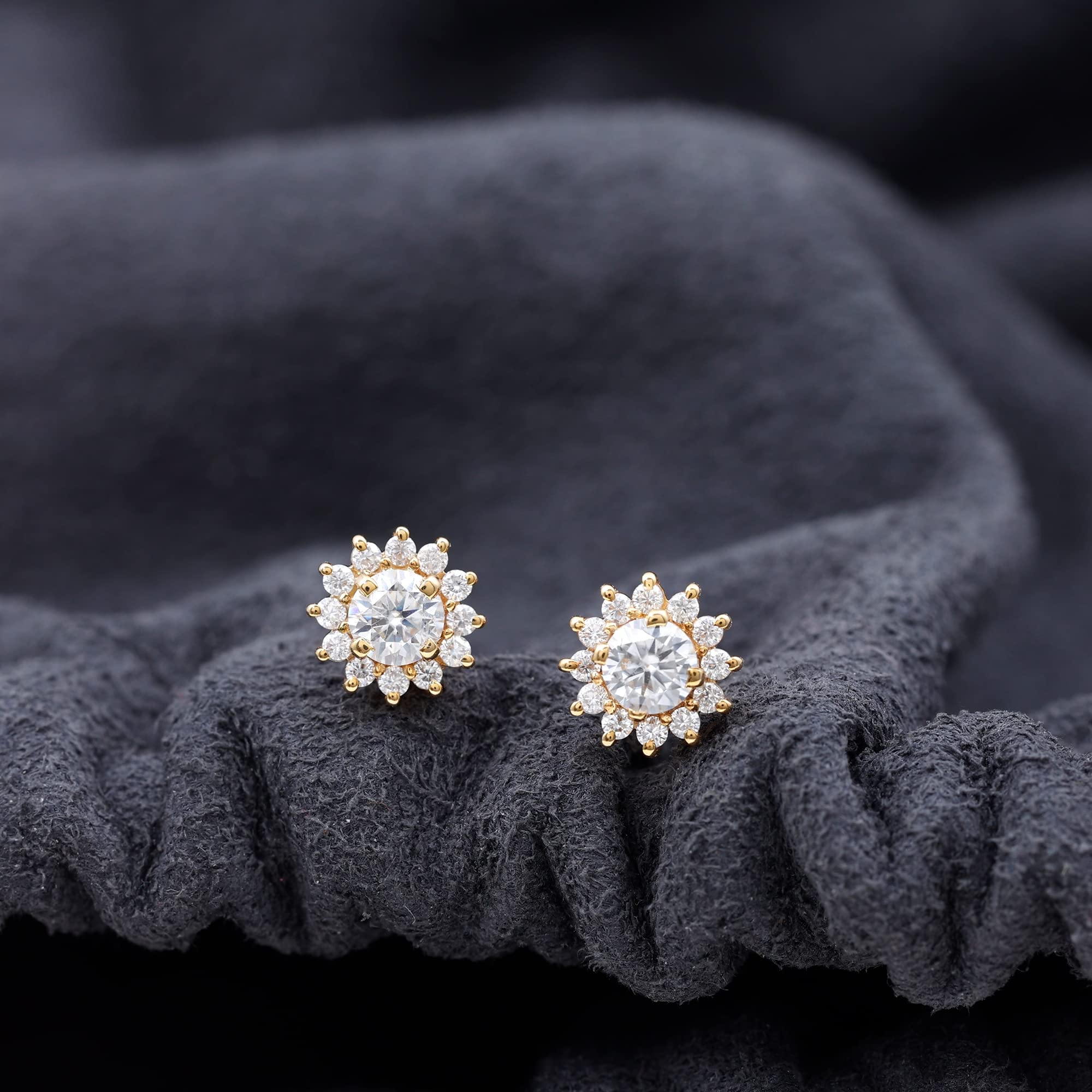 Certified D-VS1 Quality Moissanite Flower Stud Earrings for Women | Halo Engagement Earrings | Perfect Gift for Anniversary, Wedding & Special Occasions