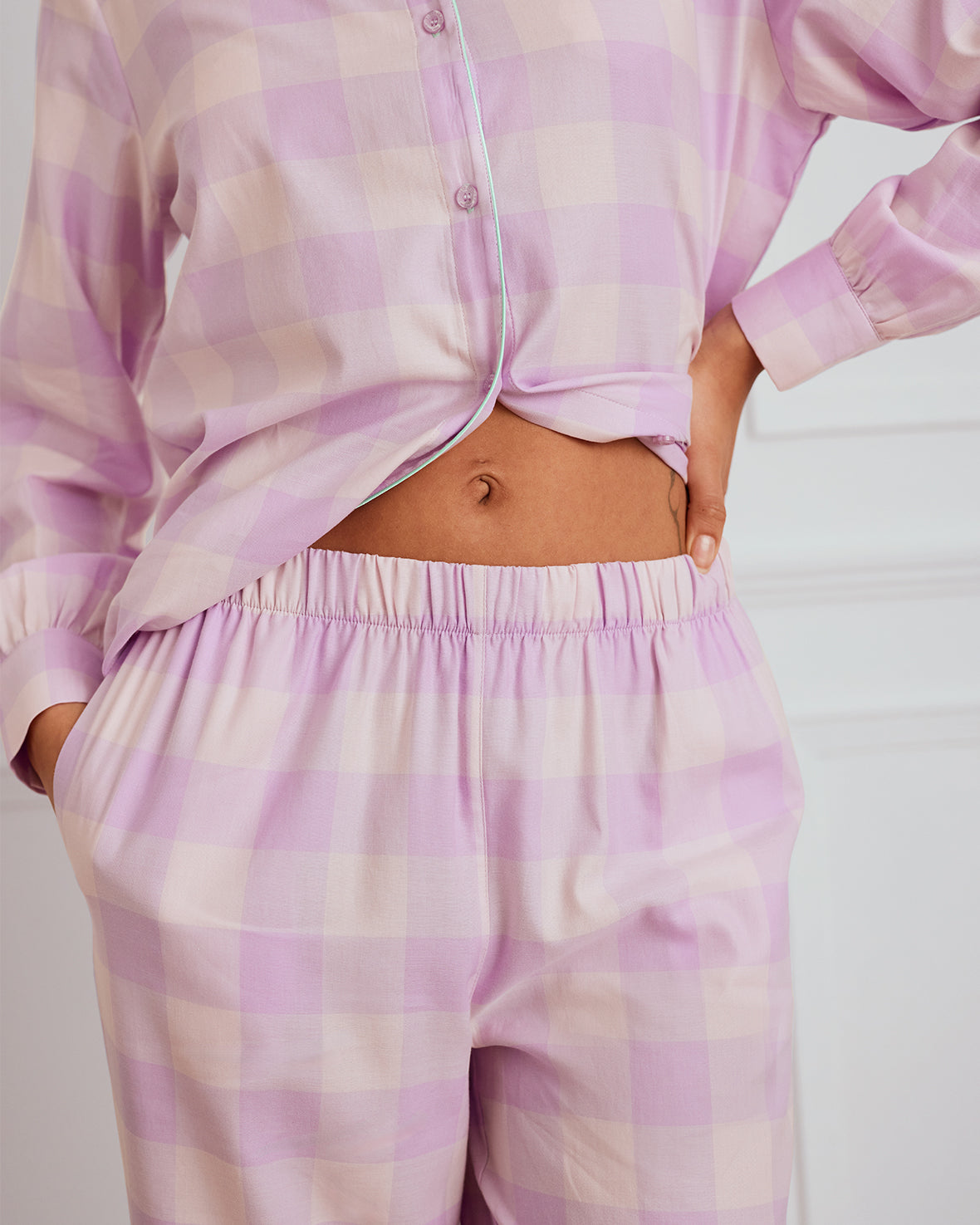 Organic Cotton Gingham Frill Long Pajama Set for Women - Soft & Comfortable Sleepwear - Perfect for Nighttime Relaxation & Lounging