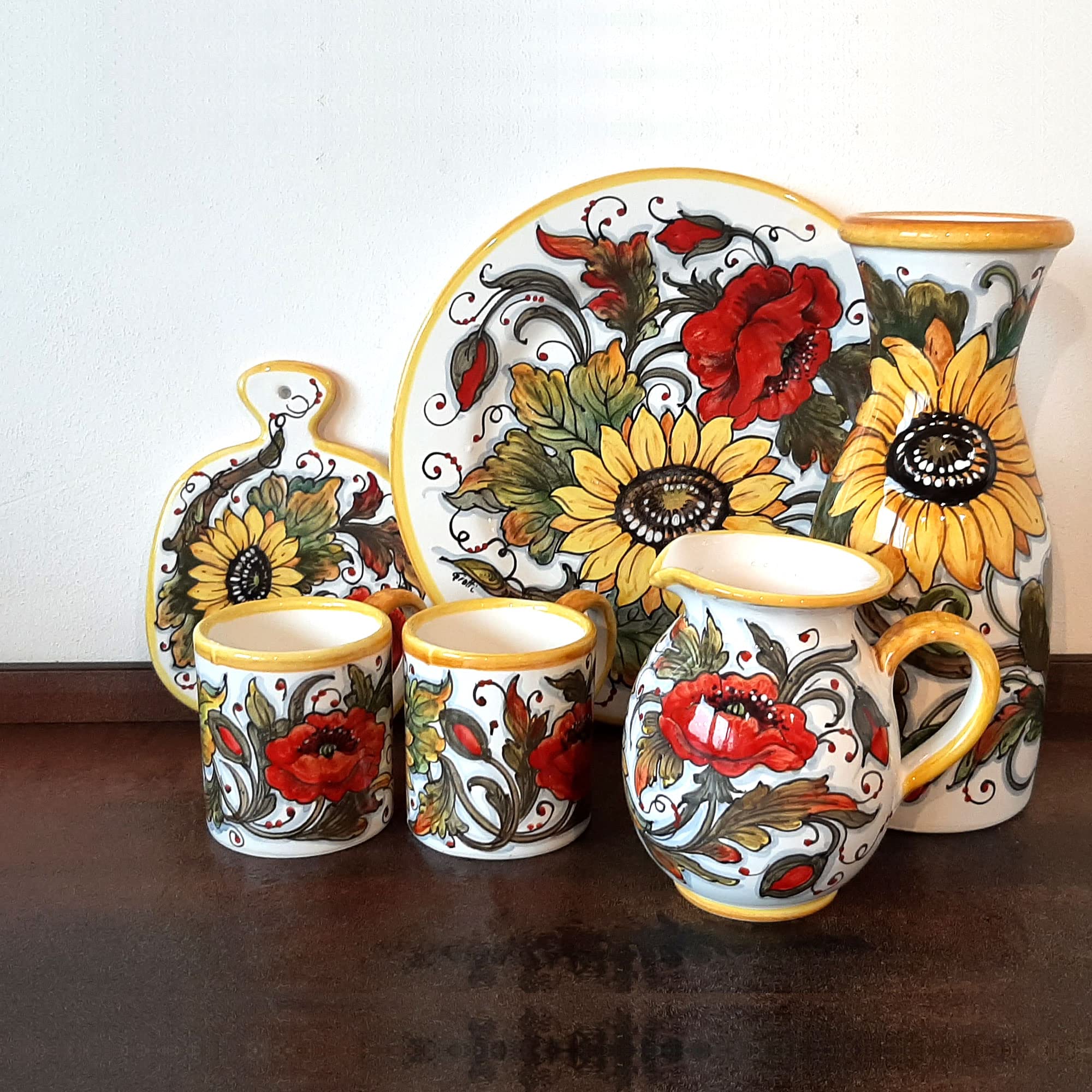 Italian Hand-Painted Ceramic Olive Oil Dispenser Bottle XL (14 Oz) - Sunflower & Poppies Design - Tuscan Kitchen Decor - Perfect for Cooking, Salad Dressing & Gourmet Gifts - Made in Italy