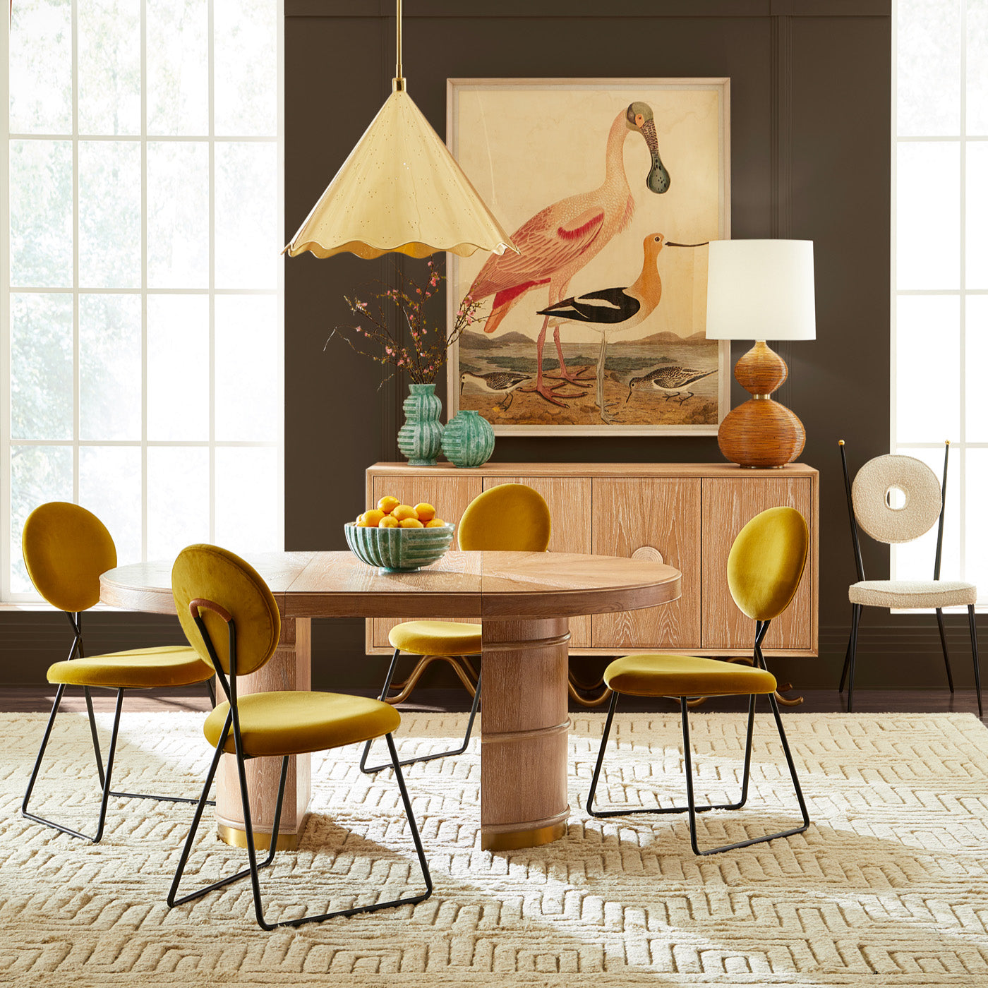 Modern Brussels Dining Table - Solid Wood Round Kitchen Table for 4-6 People - Perfect for Family Dinners, Entertaining Guests & Small Space Dining Rooms