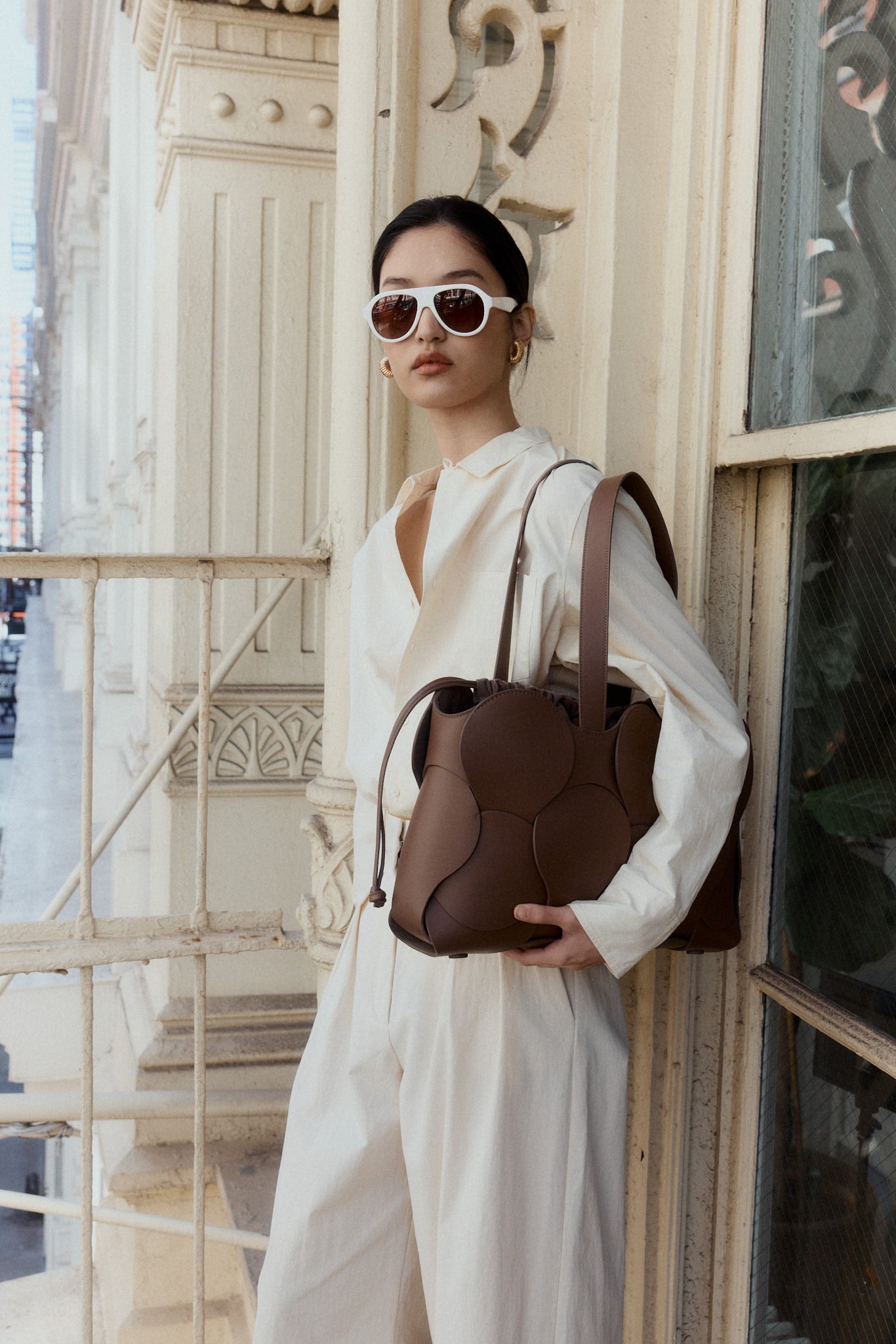 Gigi Tote 2 - Stylish Women's Handbag for Work, Travel & Everyday Use | Fashionable Shoulder Bag with Spacious Compartments