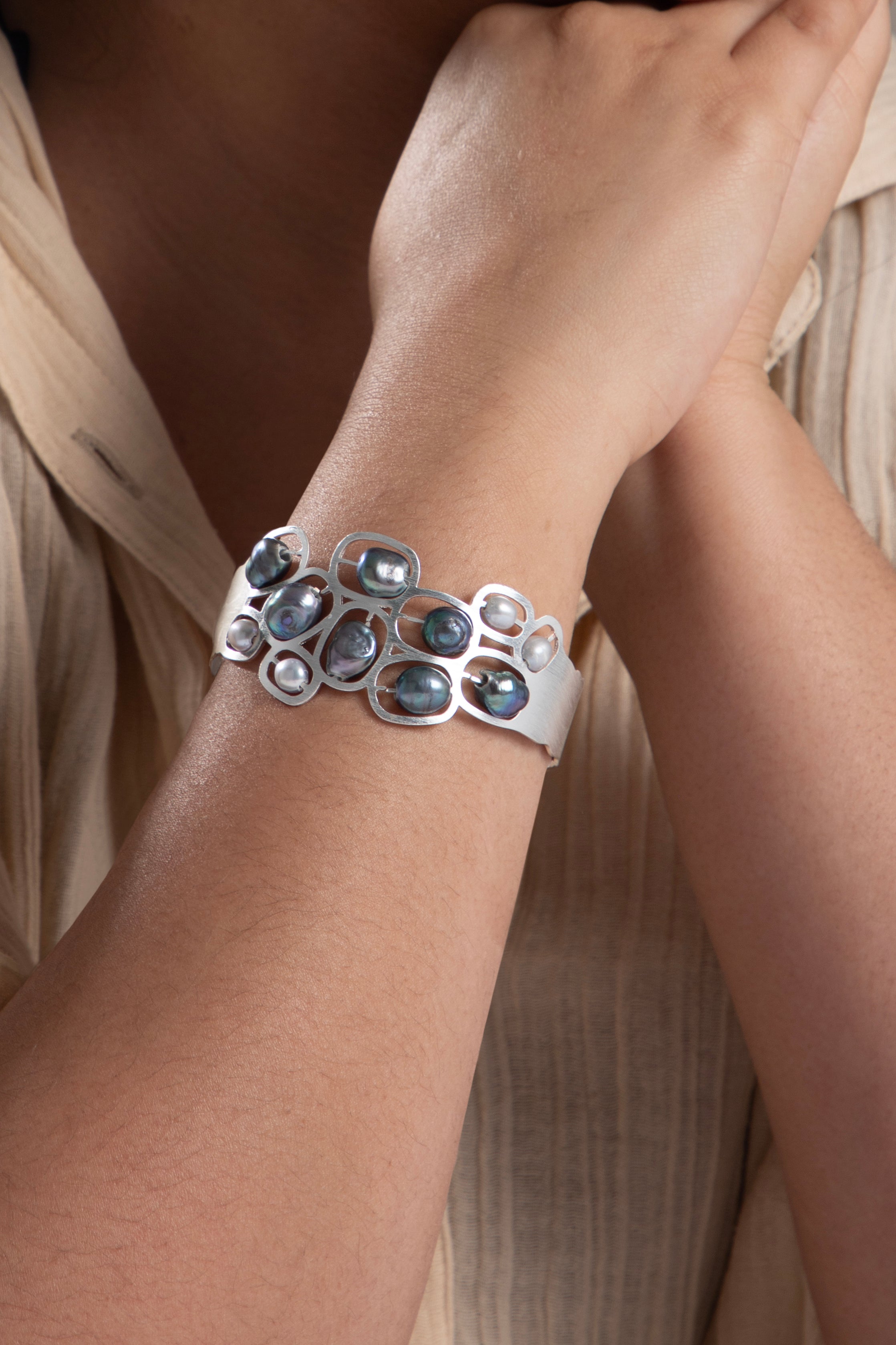 Elegant Pearl Cut Out Waved Cuff Bracelet for Women - Fashion Jewelry for Party, Wedding & Special Occasions