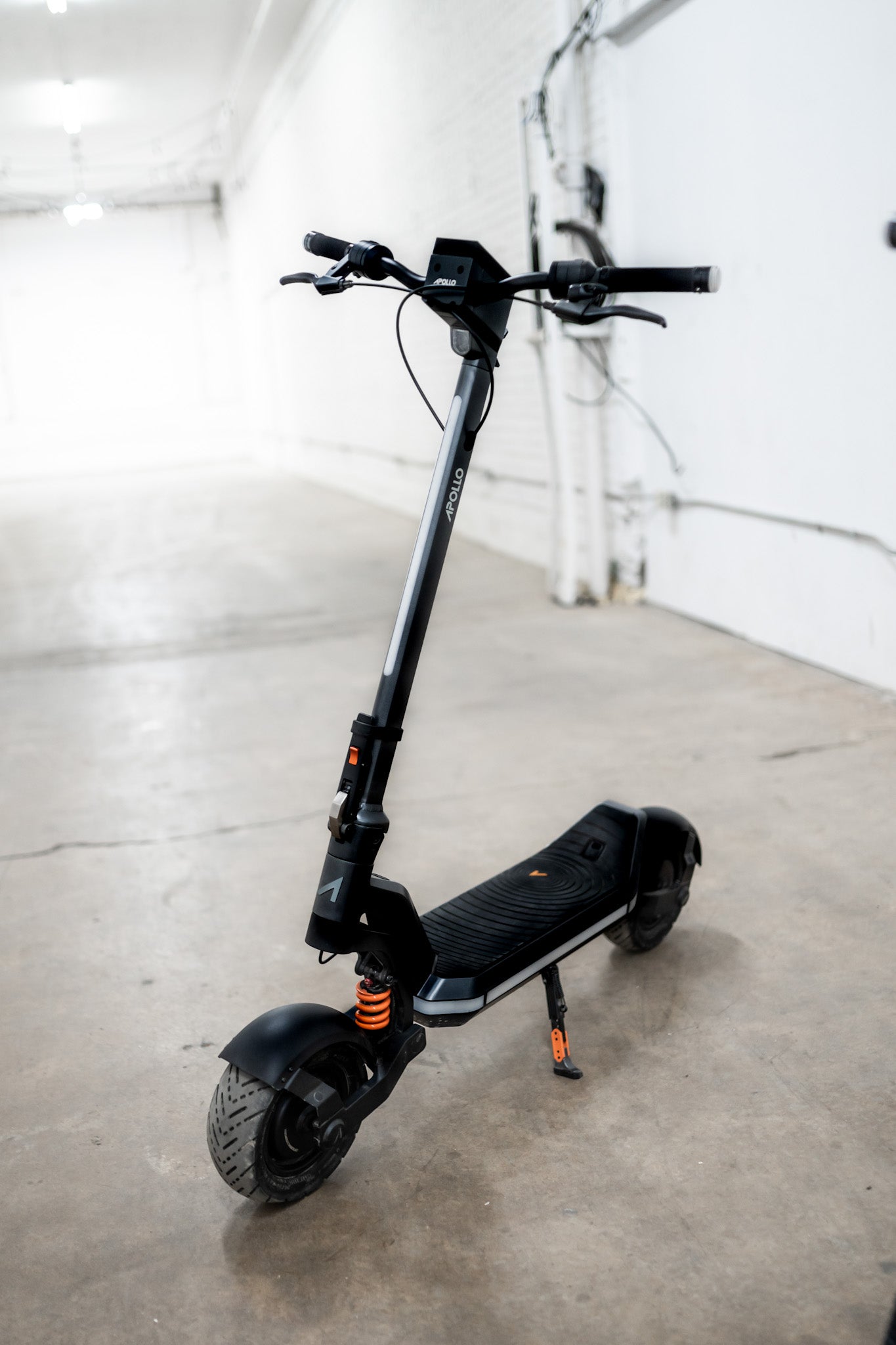 Apollo Phantom 2.0 Stellar Electric Scooter - 60V Powerful Motor, Long Range & High Speed - Perfect for Urban Commuting & Adventure Riding
