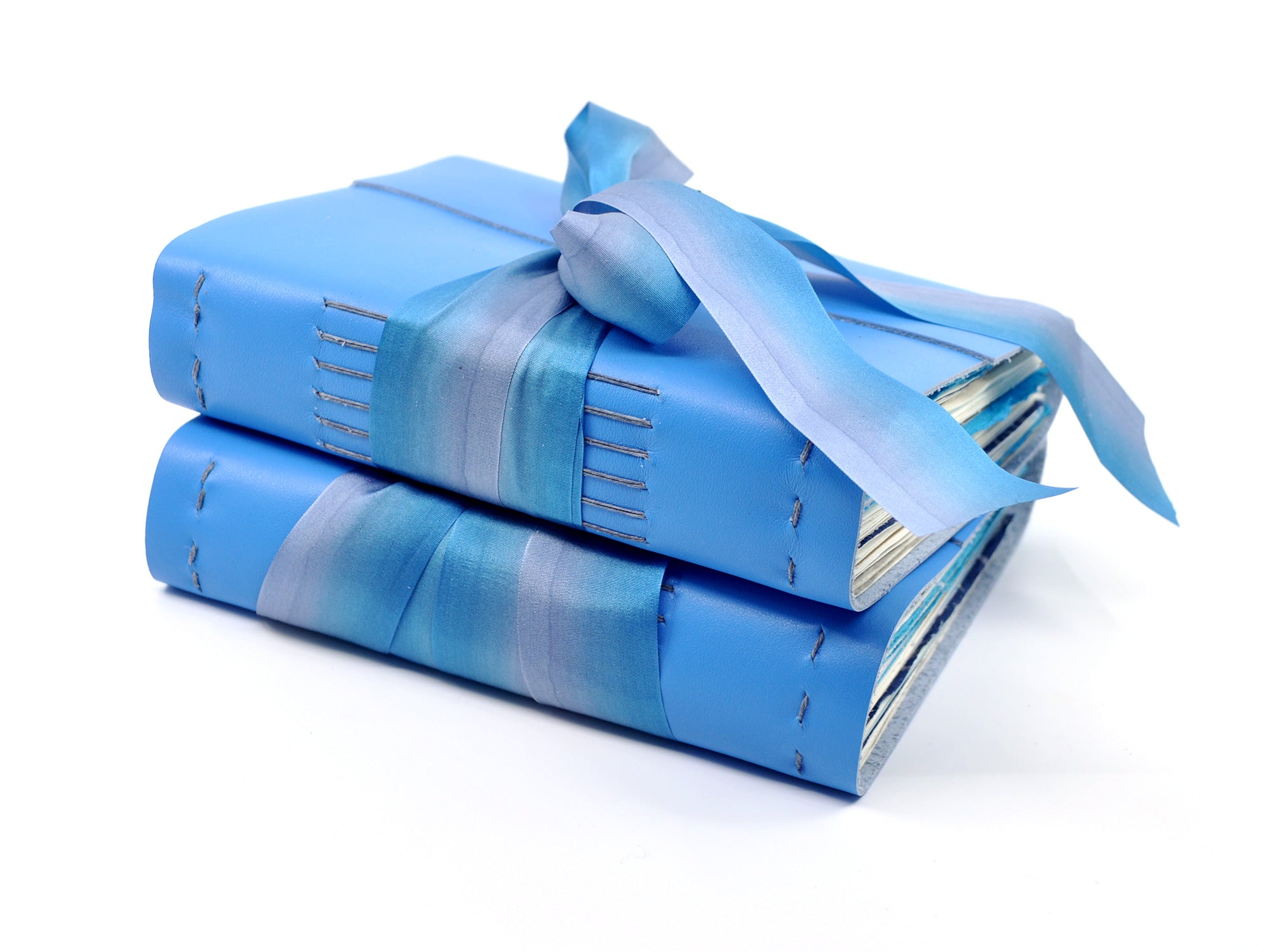Cloudland Unique Handmade Leather Journal - Perfect for Travel, Writing & Gift Giving