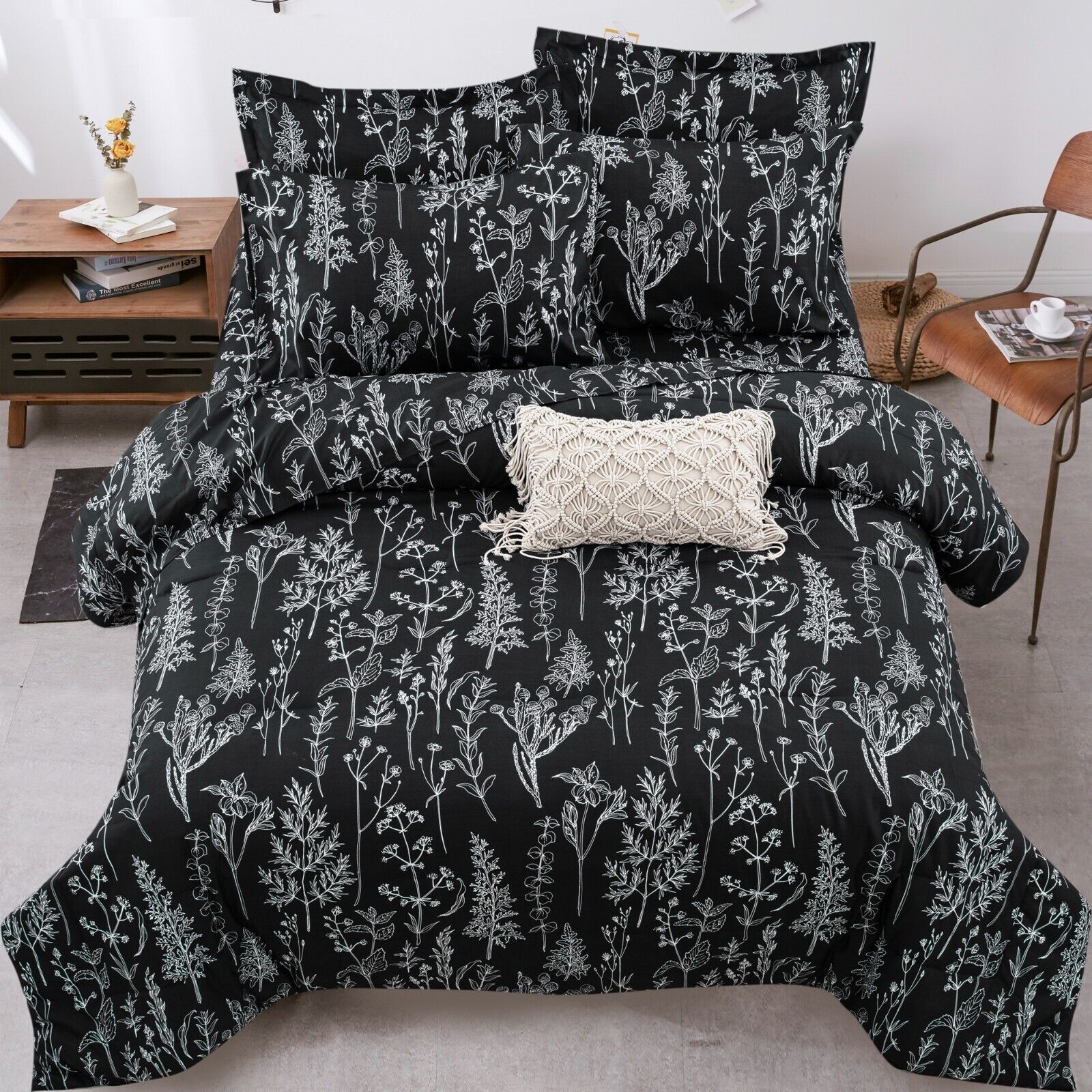 Floral Leaves Queen Size Comforter Set - Soft Microfiber Quilted Bedding with Pillowcases | Cozy Bedroom Decor for Spring & Summer
