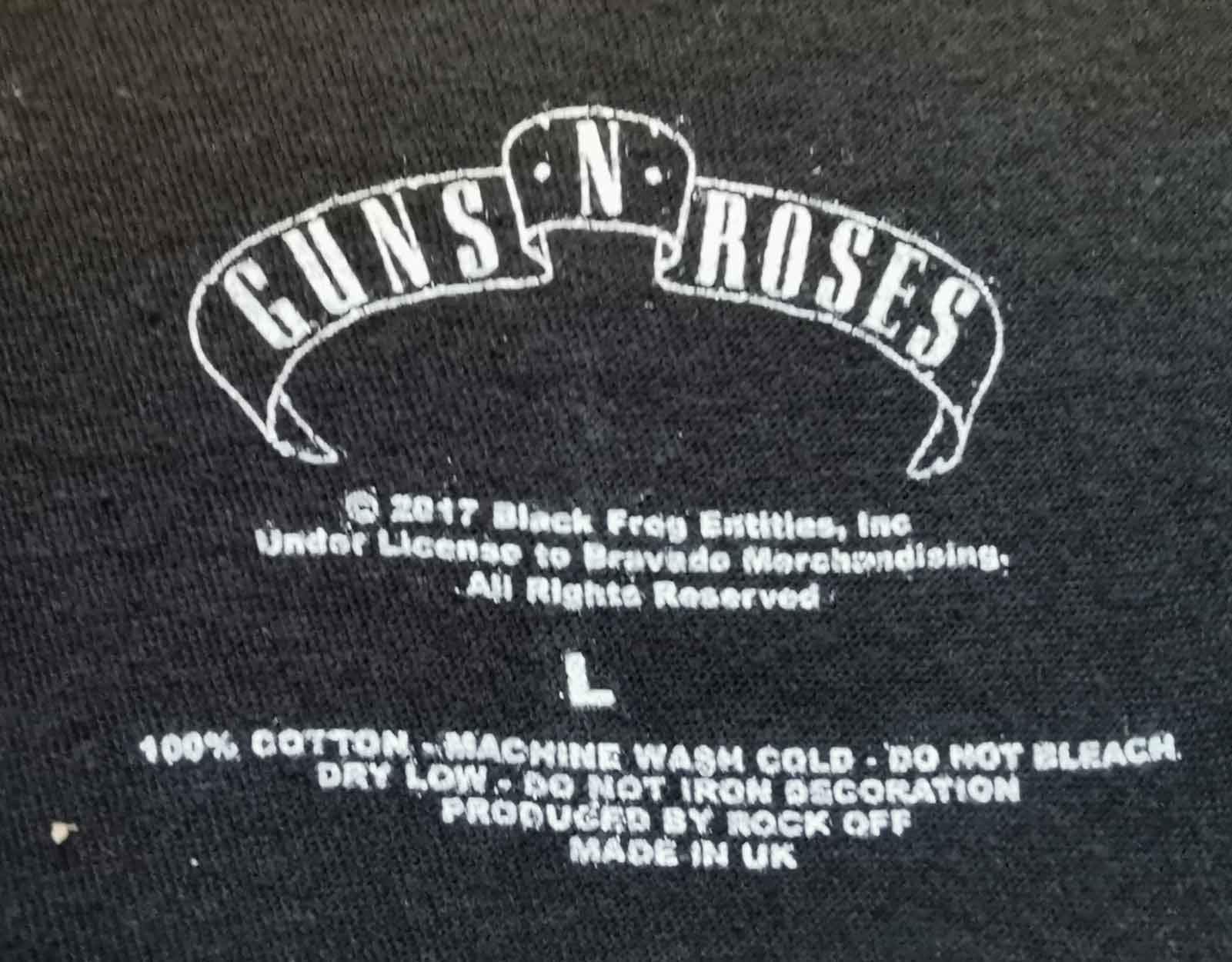 Guns N' Roses Men's Big Guns Slim Fit T-Shirt - Black Band Tee for Concerts, Casual Wear & Rock Music Fans