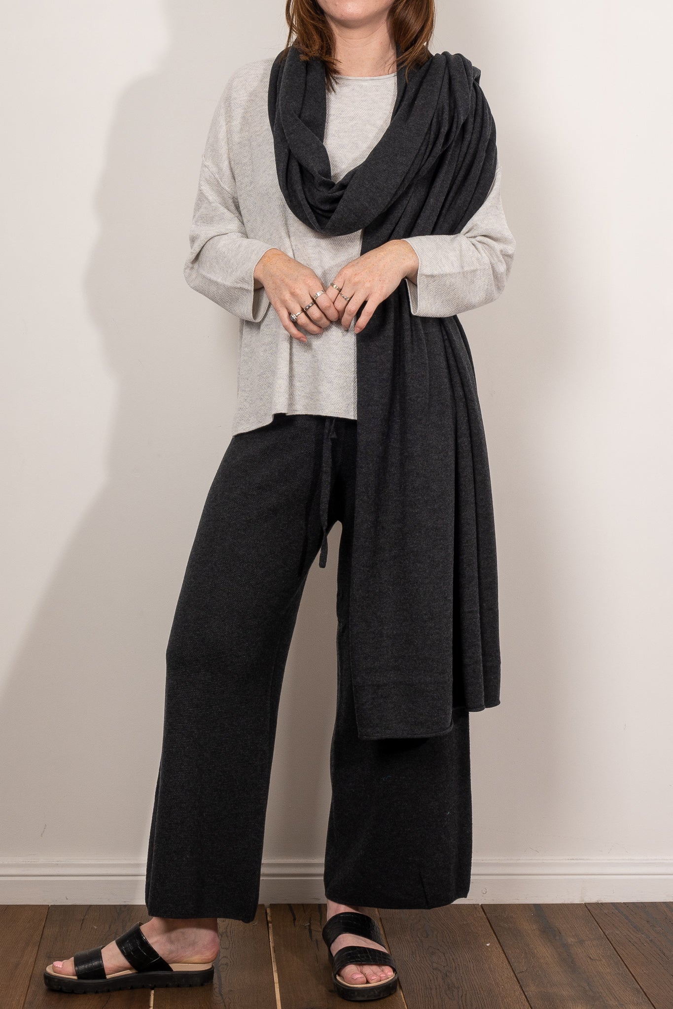 Premium Talamaya Merino Wool Wrap - Soft & Warm Winter Shawl for Women - Perfect for Cozy Evenings, Travel & Outdoor Adventures