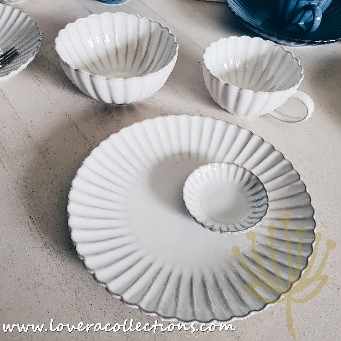 Rustic Seashell Dinnerware Set - Beach Themed Plates, Bowls & Serving Dishes for Coastal Dining & Entertaining - Perfect for Beach House, Summer Parties & Nautical Decor