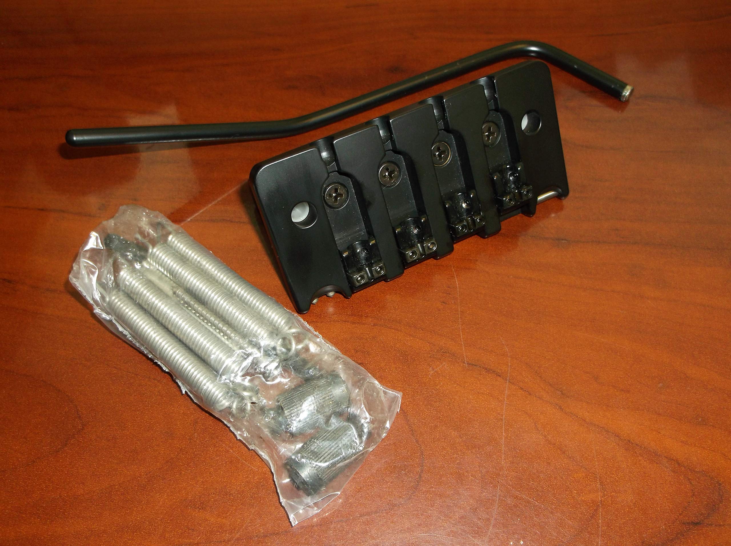 Hipshot 4-String Bass Tremolo Bridge with .750