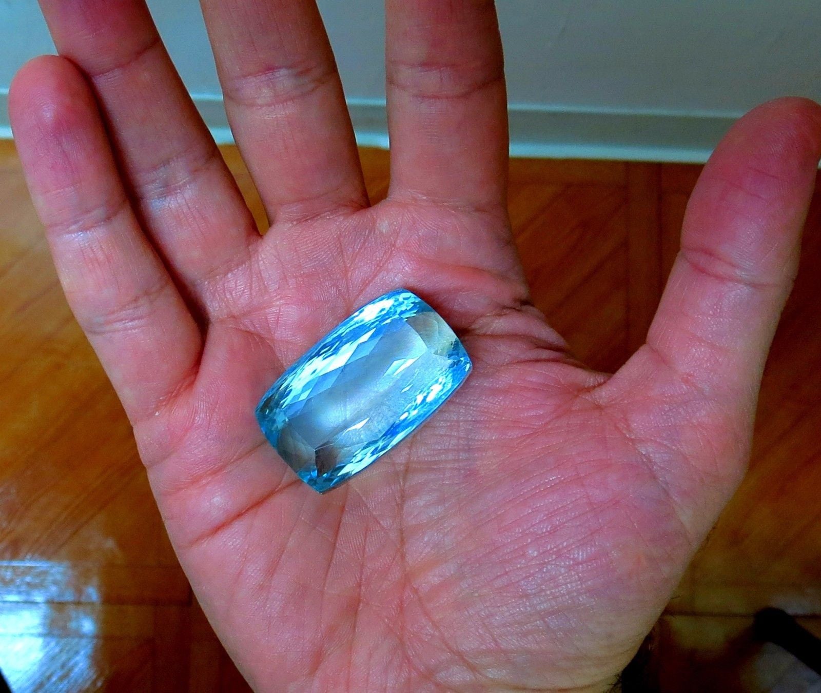 GIA Certified 157.55 Carat Natural Aqua Blue Cushion Cut Aquamarine Gemstone - Stunning Jewelry for Engagement Rings & Luxury Gifts