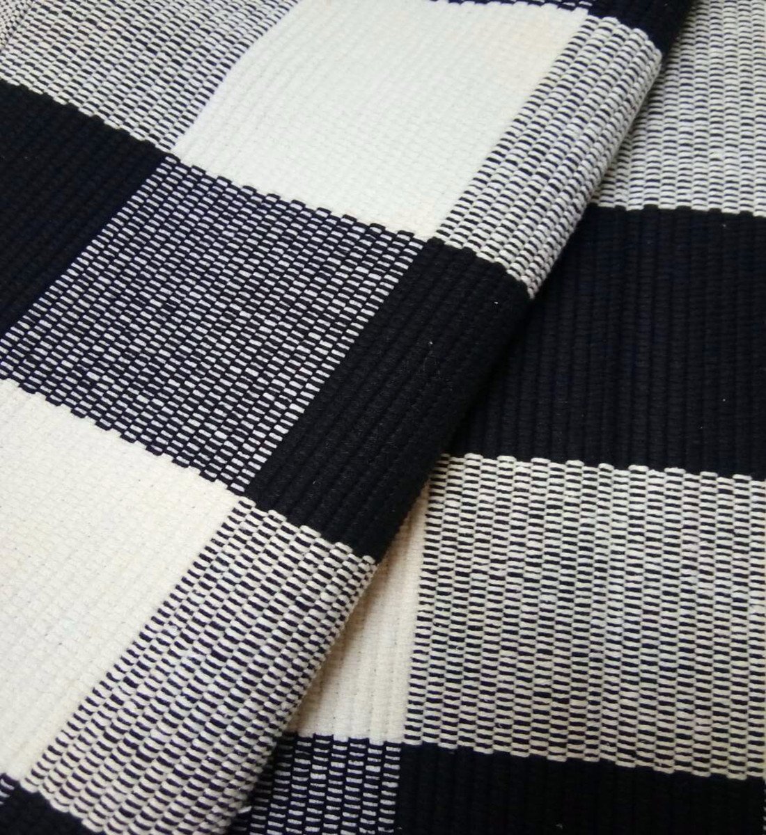 LEVINIS Washable Cotton Rugs - Large 90''x67'' Black and White Plaid Area Rug for Living Room, Bedroom, Dorm | Soft, Non-Slip, Easy to Clean | Perfect for Home Decor, Office, and High-Traffic Areas