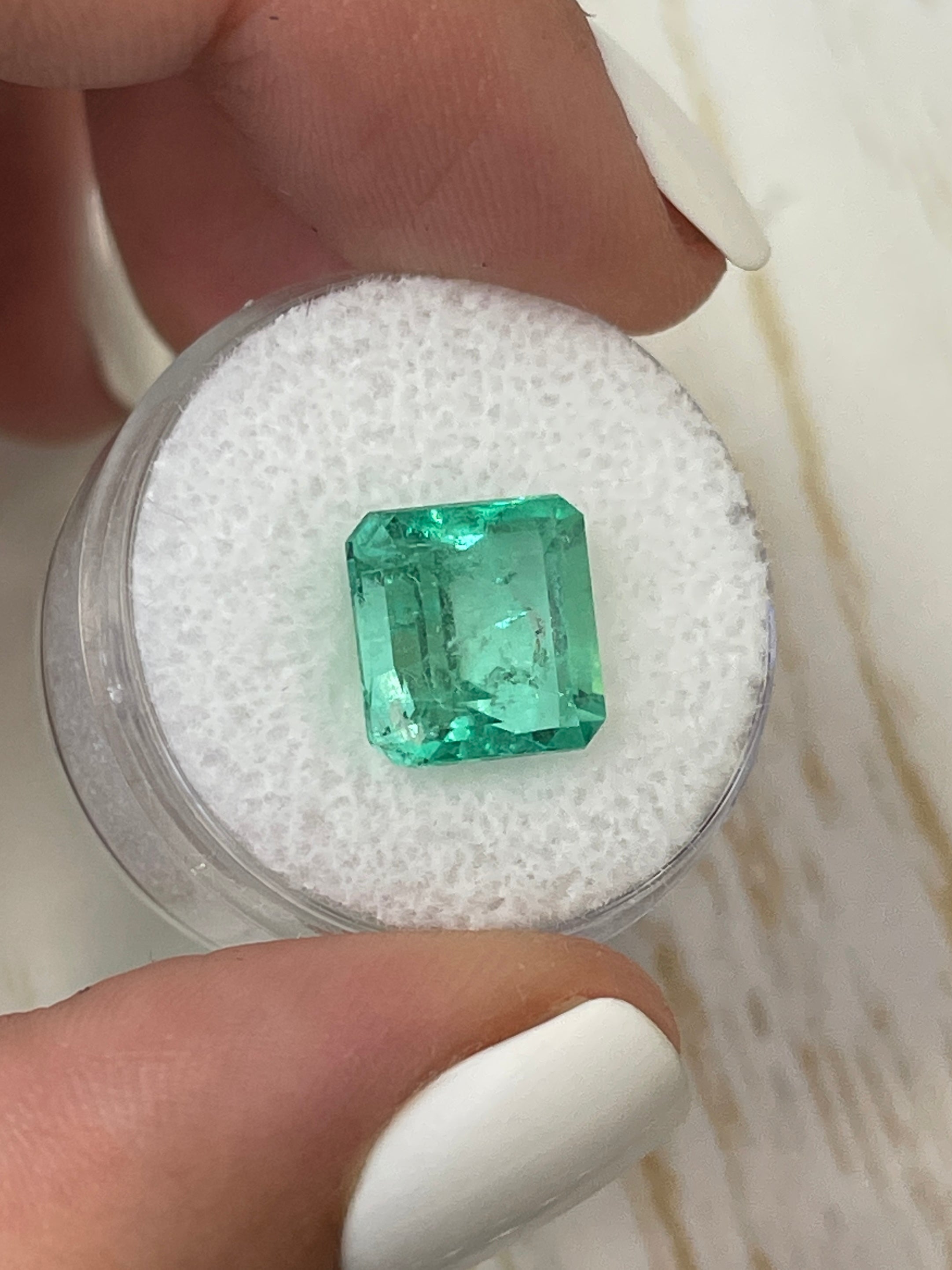 5.32 Carat 10x10mm Natural Colombian Emerald Loose Gemstone - Glowy Green Asscher Cut for Jewelry Making, Engagement Rings & Luxury Collections