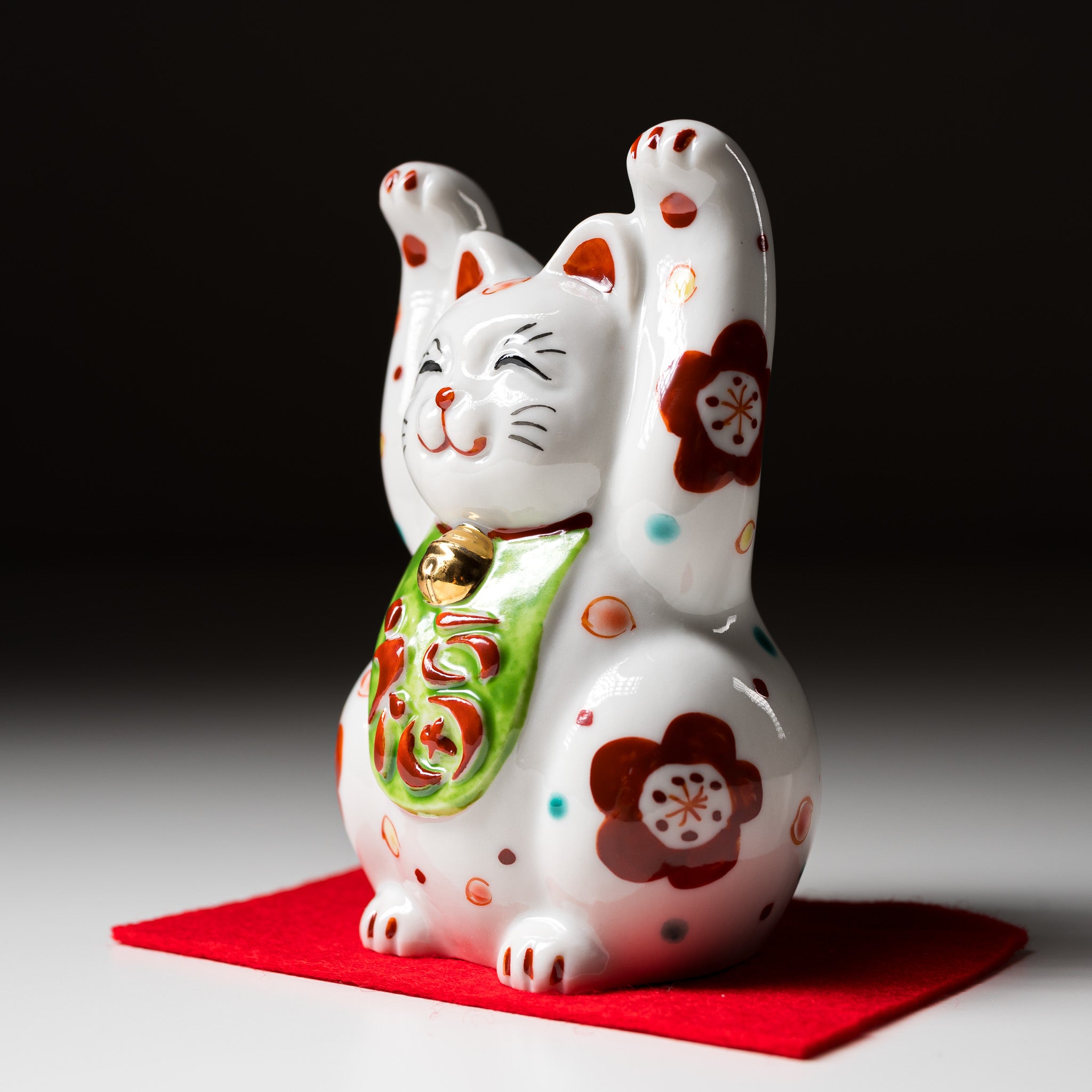 Kutani Ware Lucky Cat Ornament 'Emi' - Handcrafted Japanese Fuku Cat Figurine for Home Decor & Good Fortune | Perfect for Living Room, Office & Gift Giving