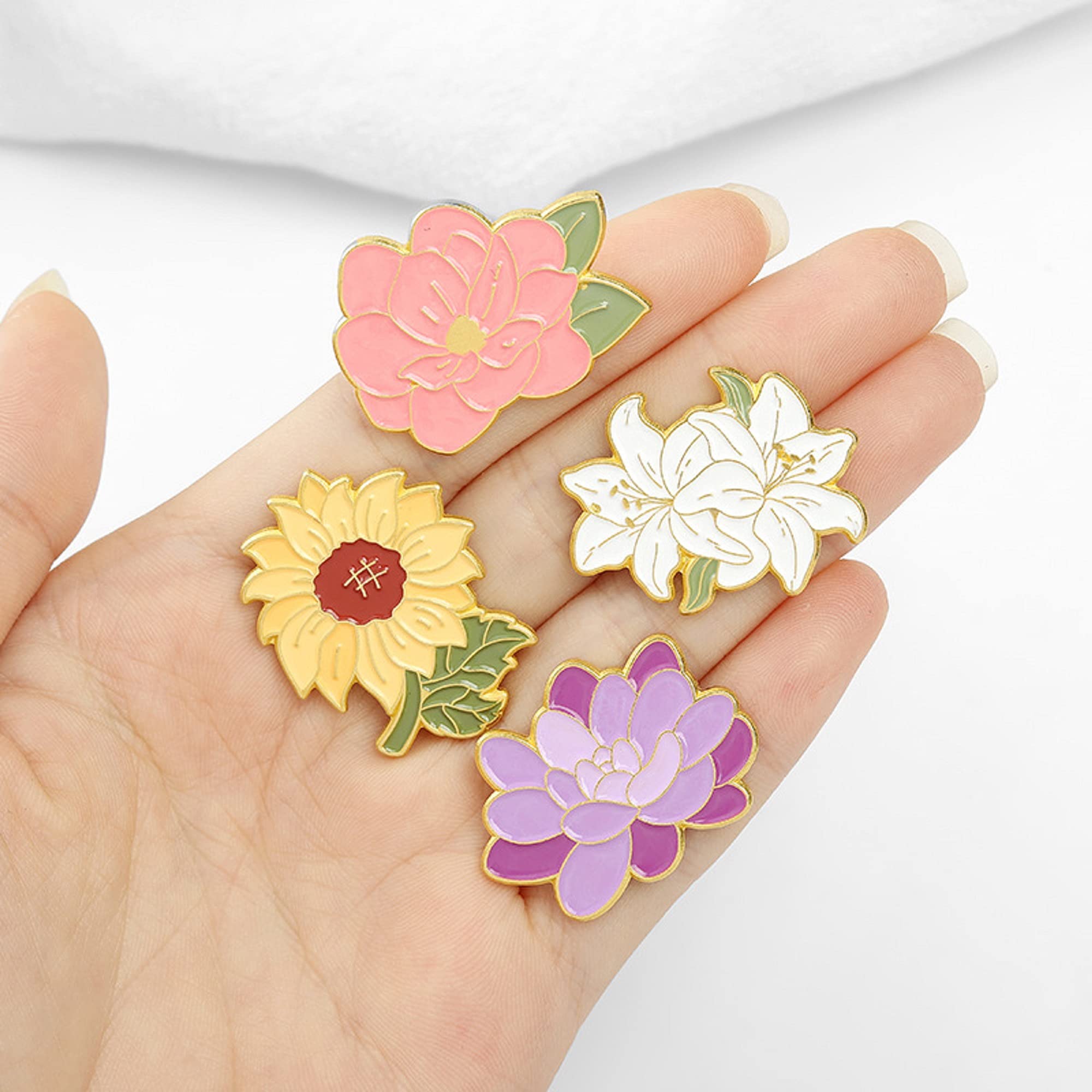 5Pcs Floral Enamel Brooch Pins - Sunflower Lapel Pins for Women, Girls, Kids - Cute Cartoon Flower Badges for Backpacks, Hats, Bags - Perfect Gift for Birthday, Party, School Accessories (Ideal for DIY Crafts, Fashion Outfits, and Gift Giving)