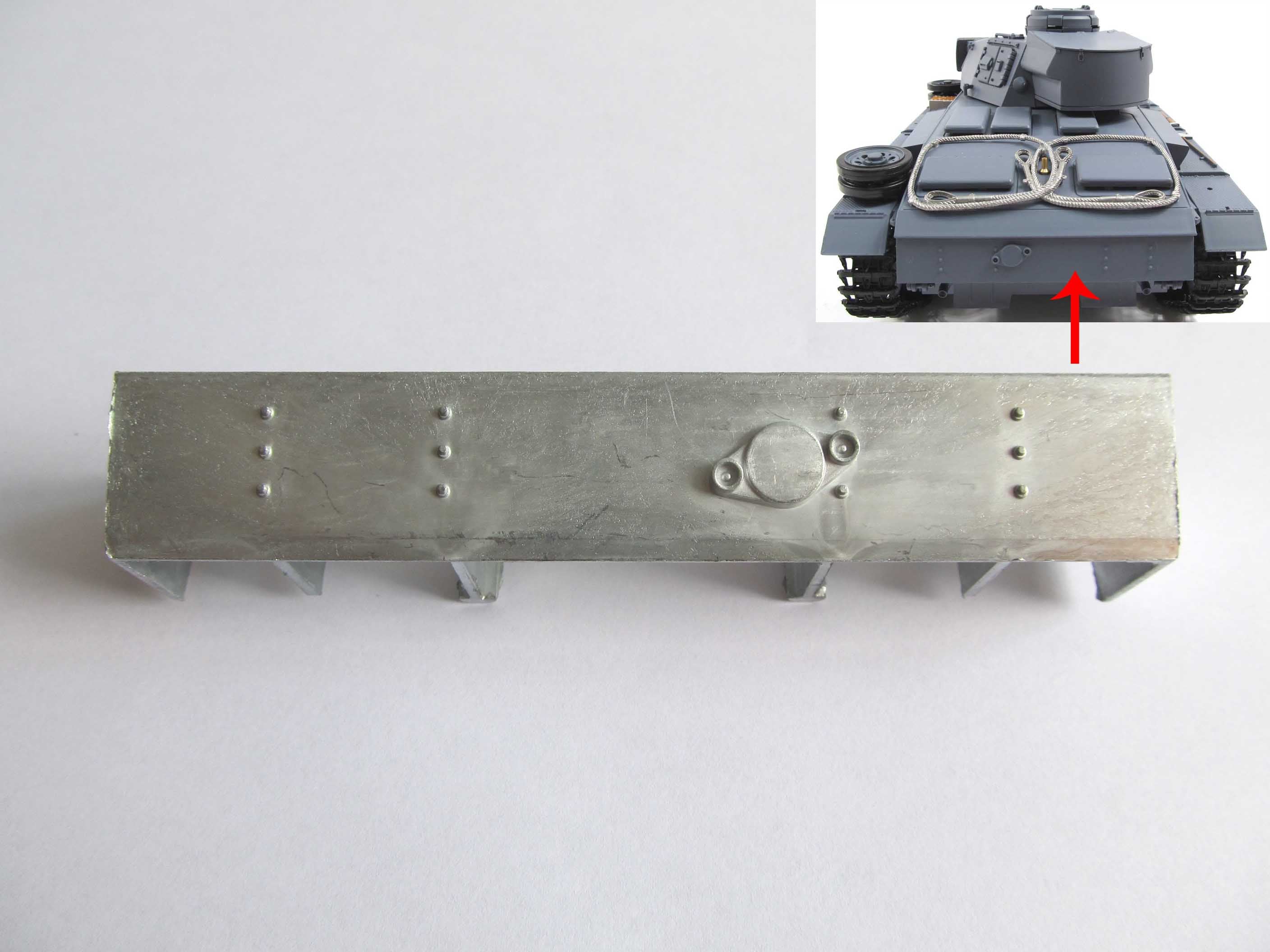 1/16 Mato RTR German Panzer III Metal Tank Spare Parts Set - Fire Extinguisher, Upper Hull, Box Bar, Rear Stand & Front Plate for RC Military Model Collectors & Battle Scenes