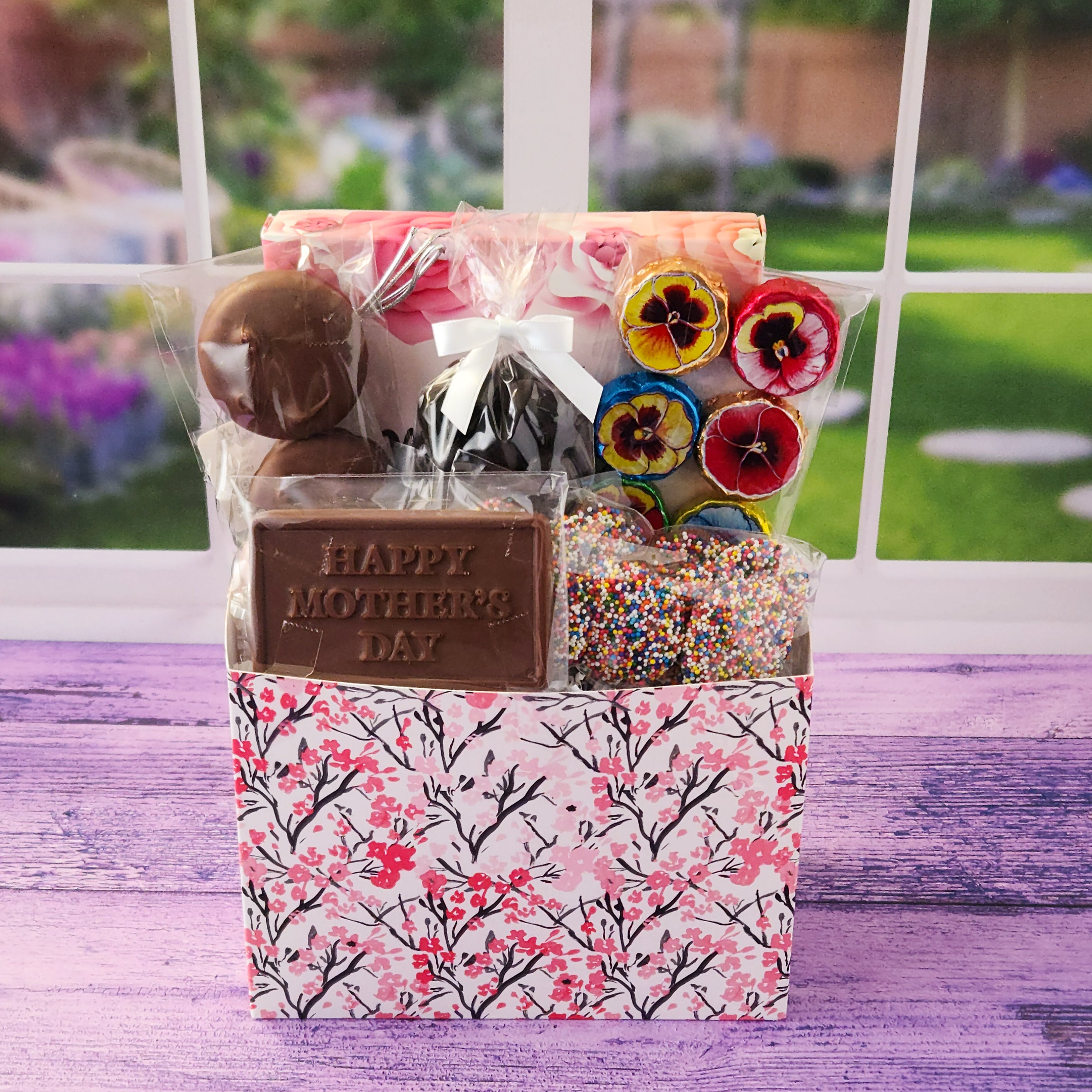 Best Happy Mother's Day Gift Basket - Luxury Spa & Gourmet Gift Set for Mom - Perfect for Birthday, Anniversary & Special Occasions