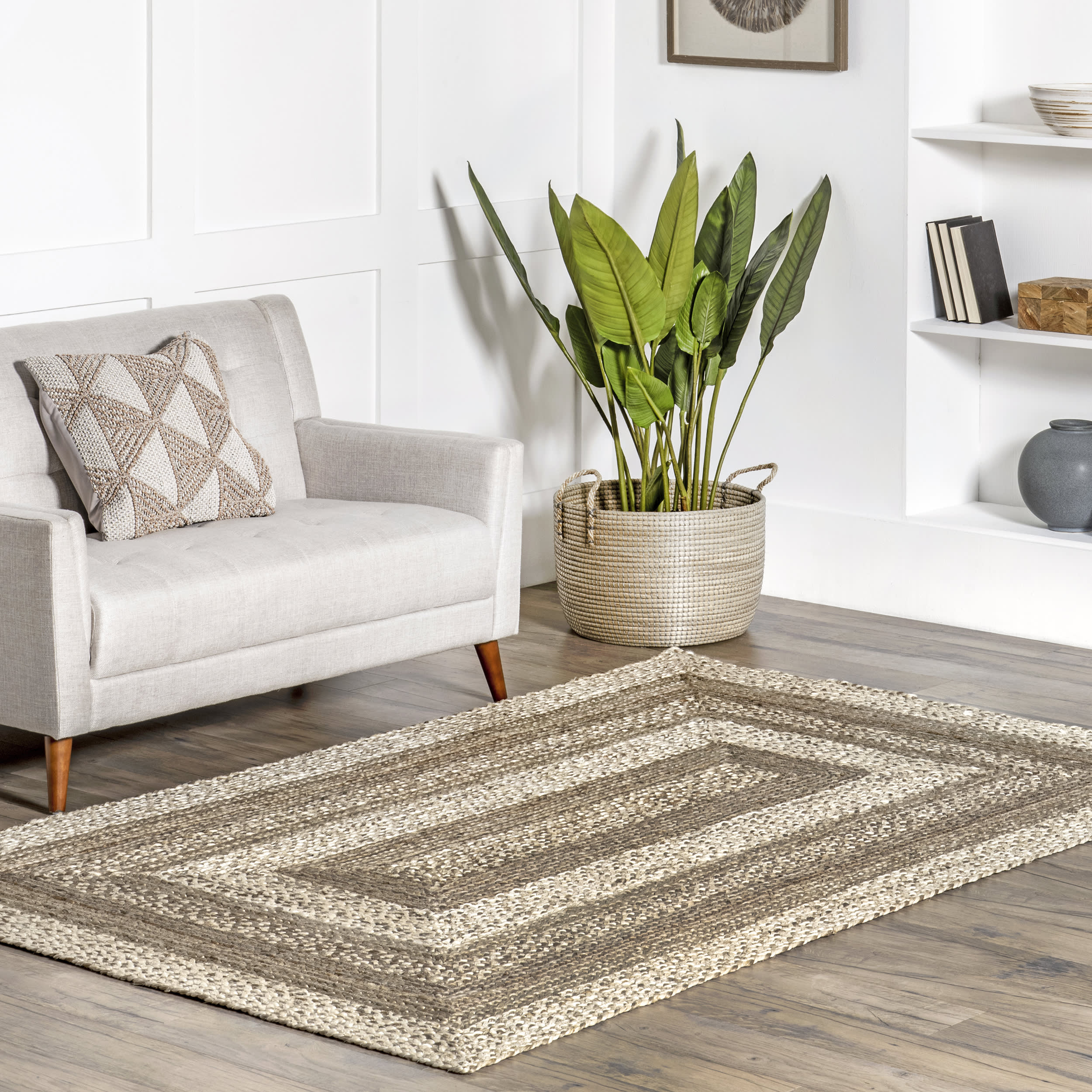 Handwoven Natural Jute Area Rug - Eco-Friendly Braided Floor Mat for Living Room, Bedroom & Home Decor | Bengal Jute Rug for Boho, Farmhouse & Coastal Style Interiors