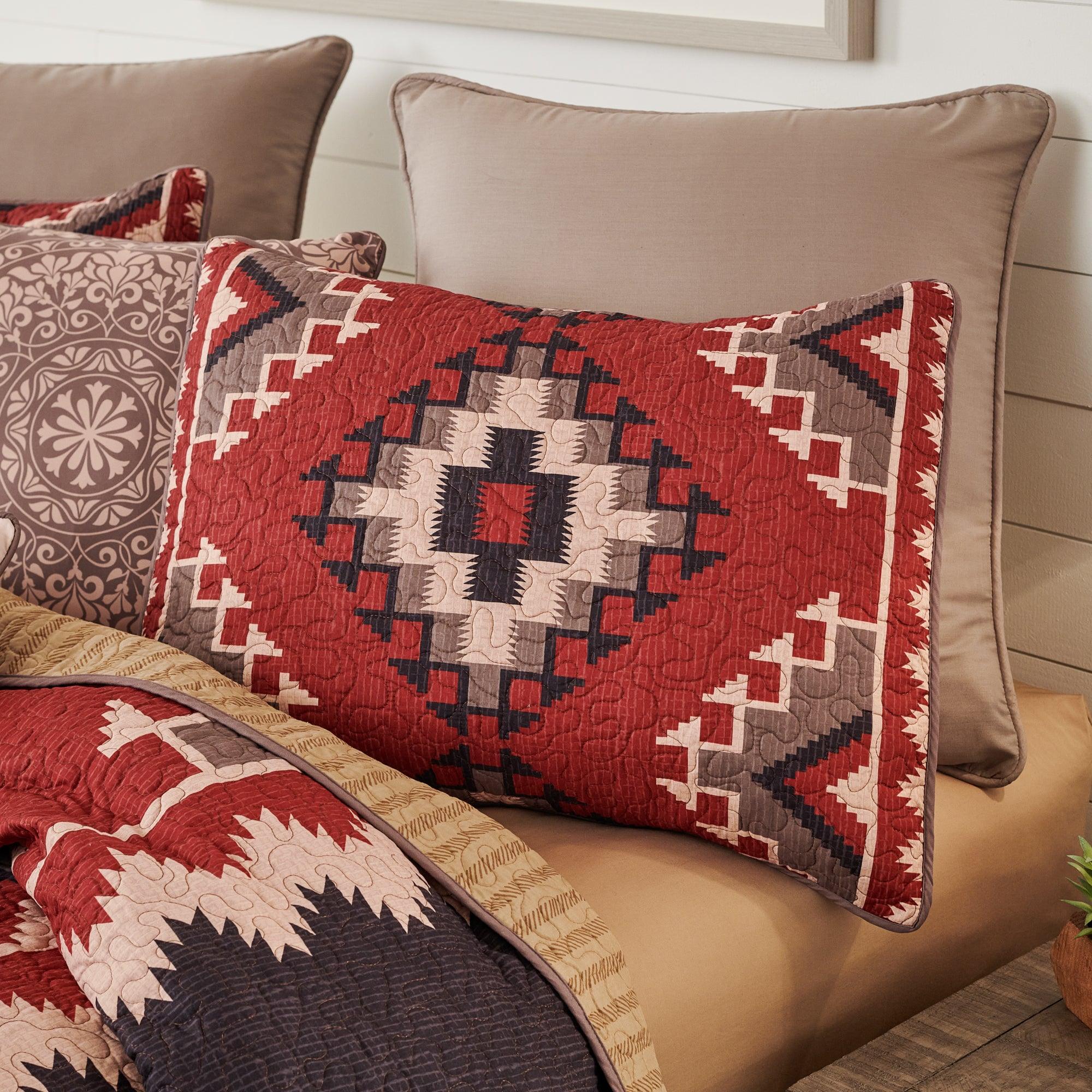 Desert Hideaway Quilt - Lightweight & Breathable Bedding Set for Cozy Comfort - Perfect for Guest Rooms, Vacation Homes & Glamping Adventures