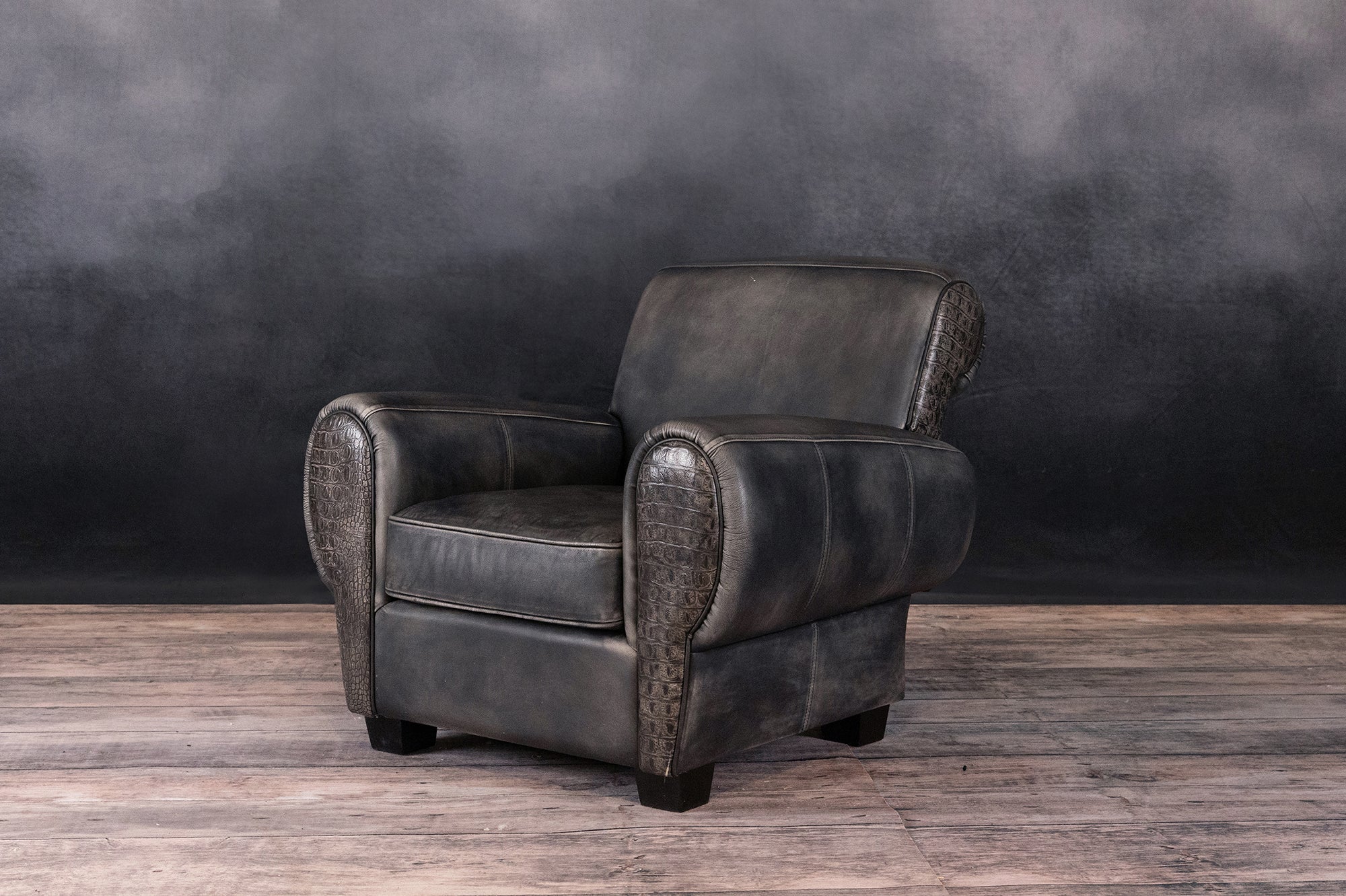 Rock and Roll Chair Croc - Stylish and Comfortable Rocking Chair for Living Room, Nursery, or Patio - Perfect for Relaxing, Nursing, or Reading